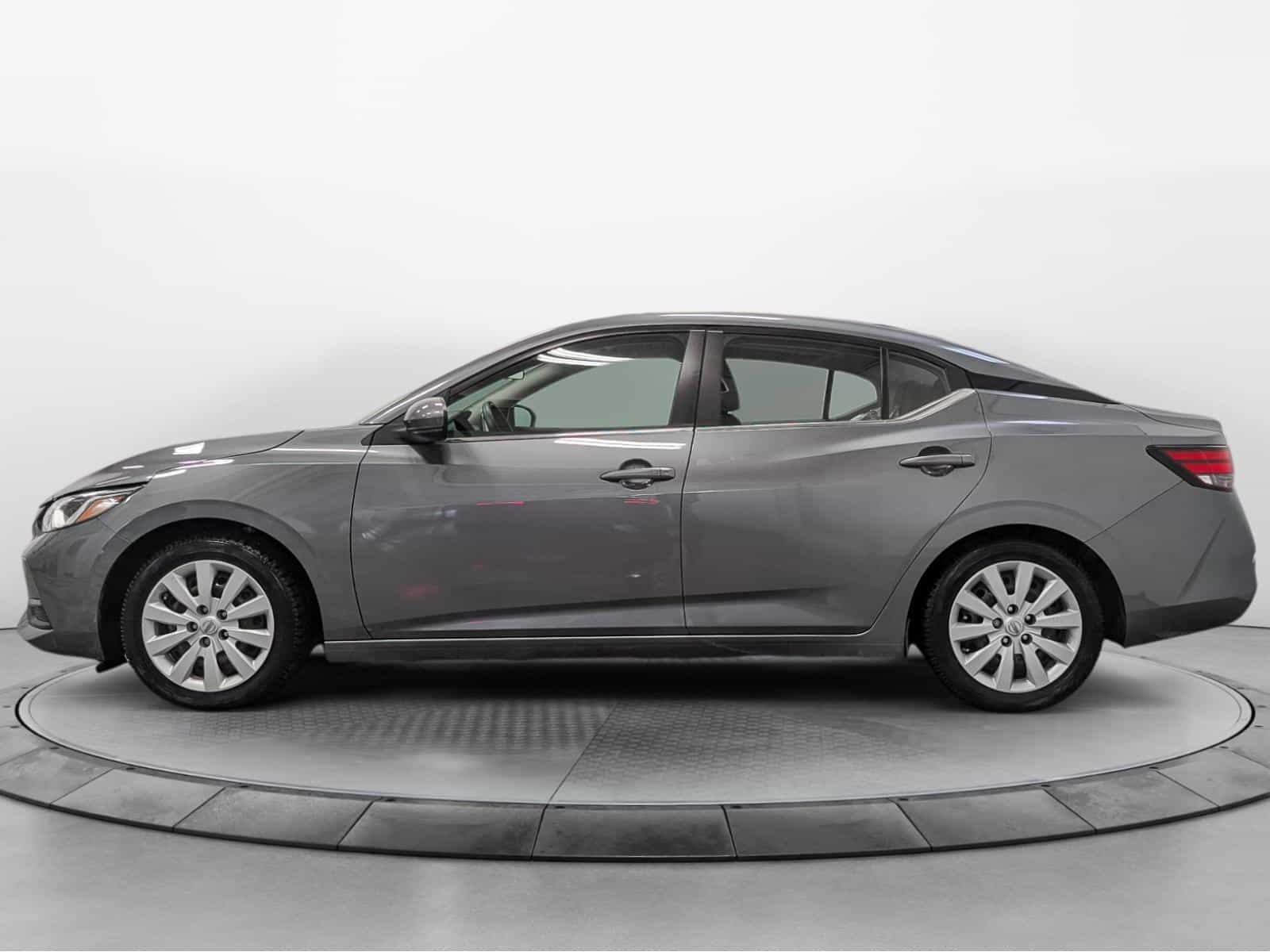 Image 5 Nissan Sentra SV 2021