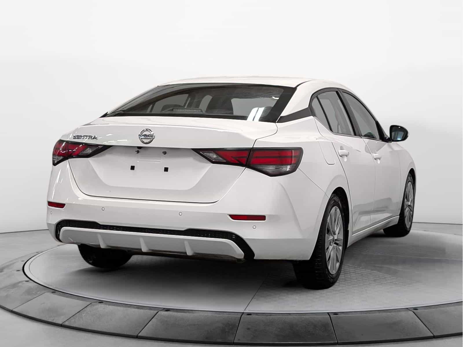 Image 5 Nissan Sentra S 2021