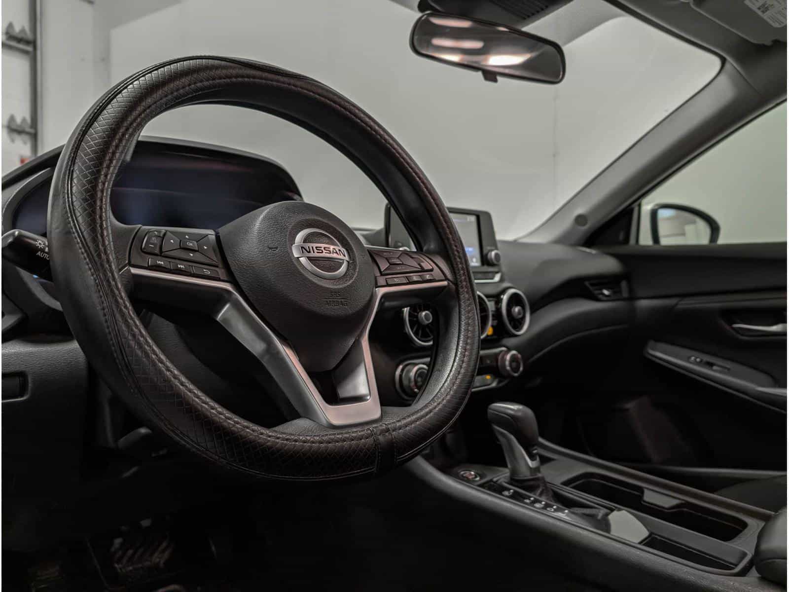 Image 6 Nissan Sentra S 2021