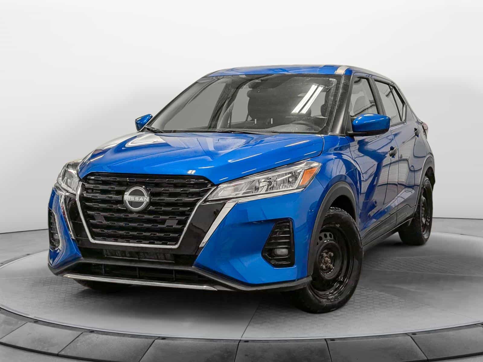 2024 Nissan Kicks S - Image 1