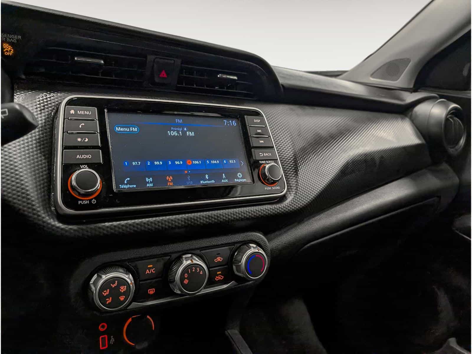 2024 Nissan Kicks S - Image 9