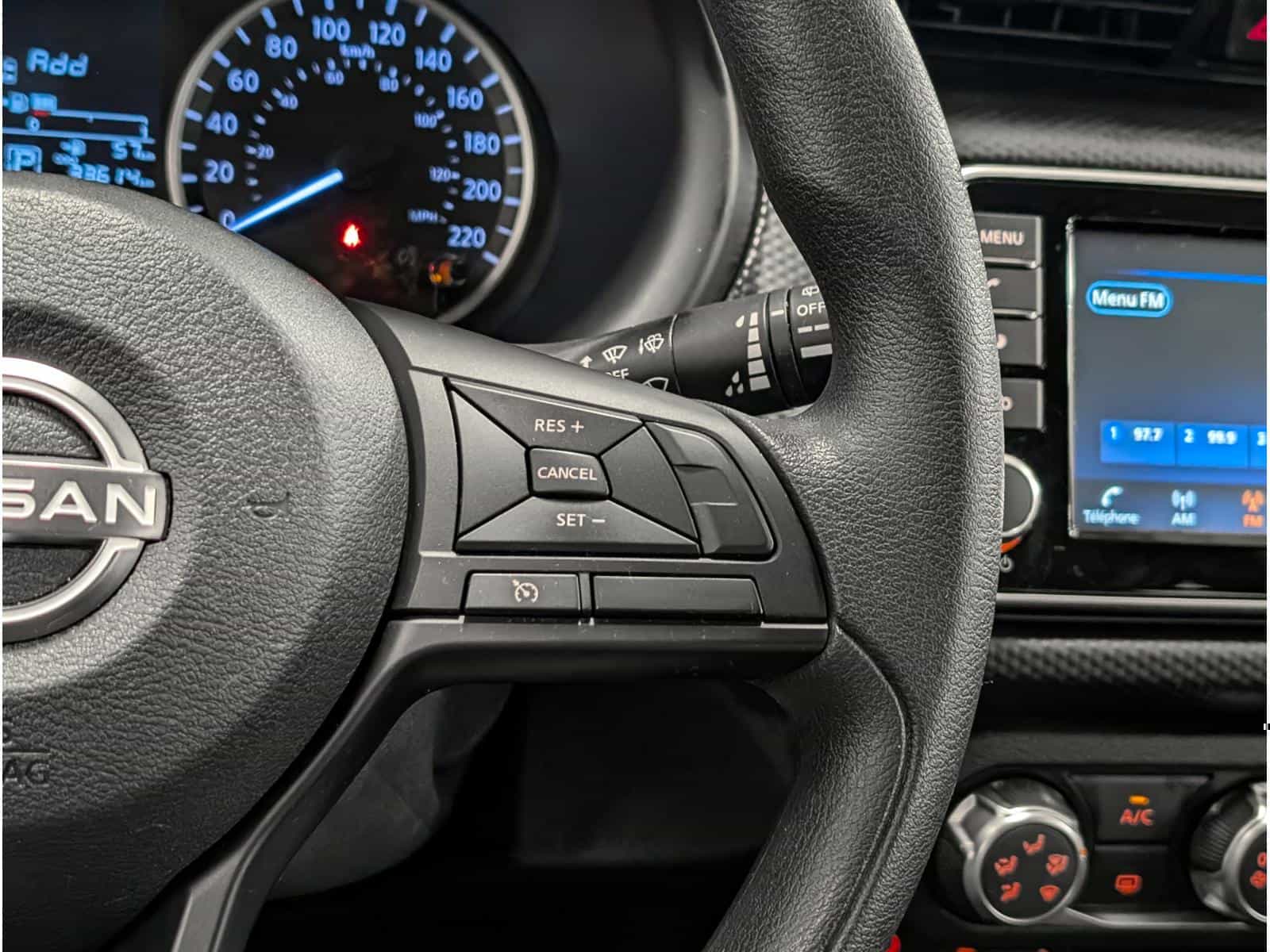 Image 13 Nissan Kicks S 2024