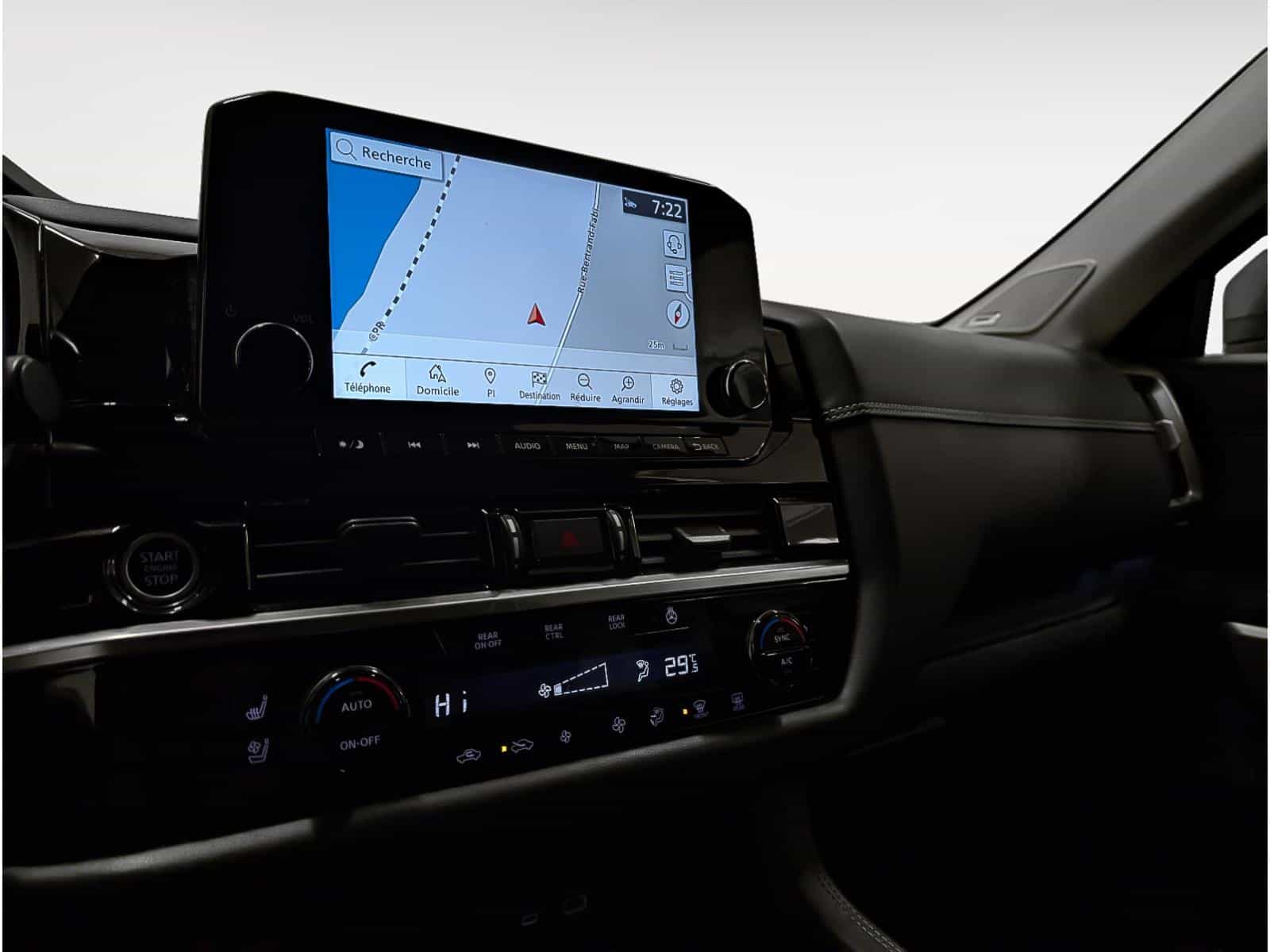 2022 Nissan Pathfinder Platinum - Image 10