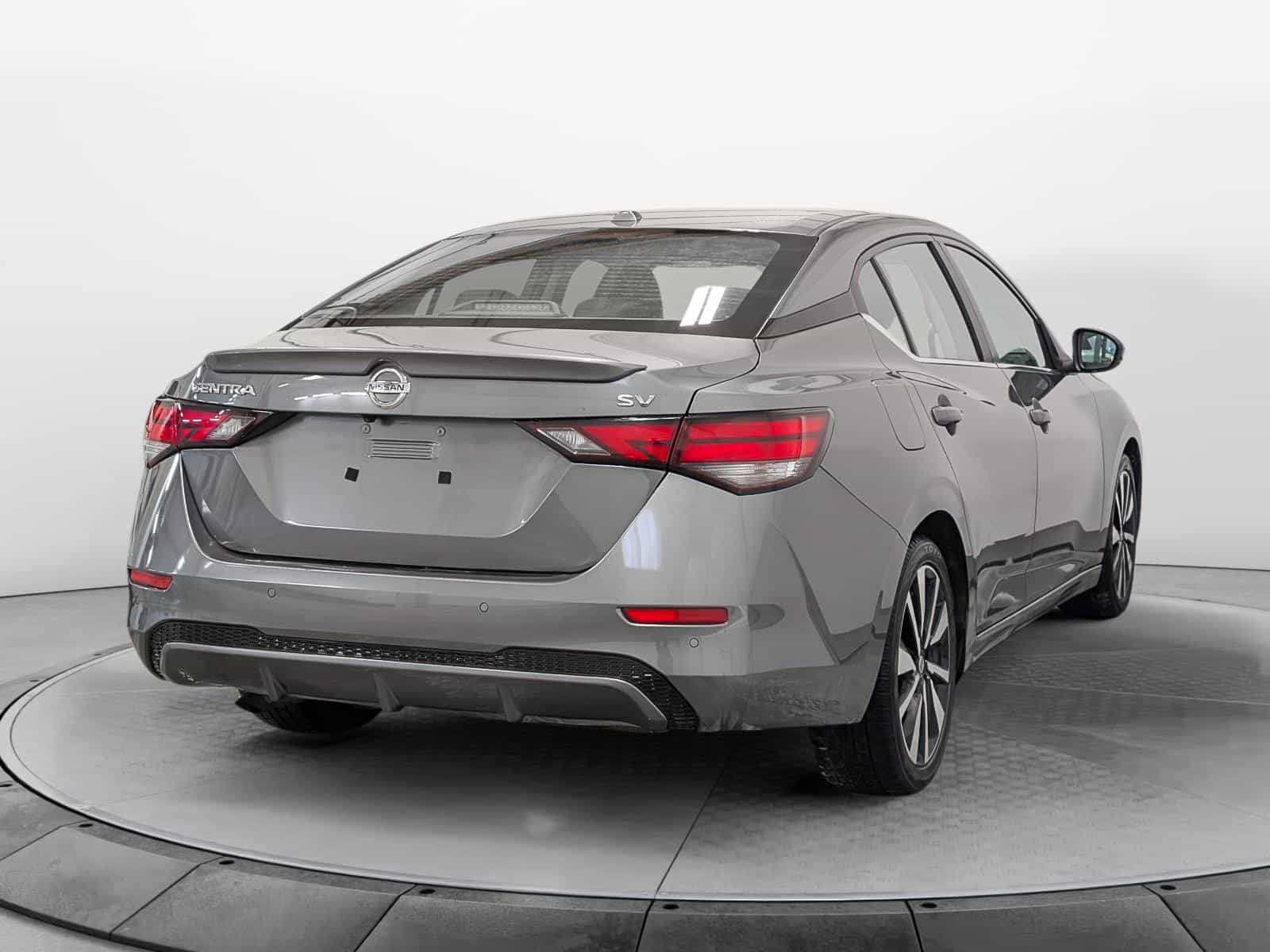 2023 Nissan Sentra SV - Image 4