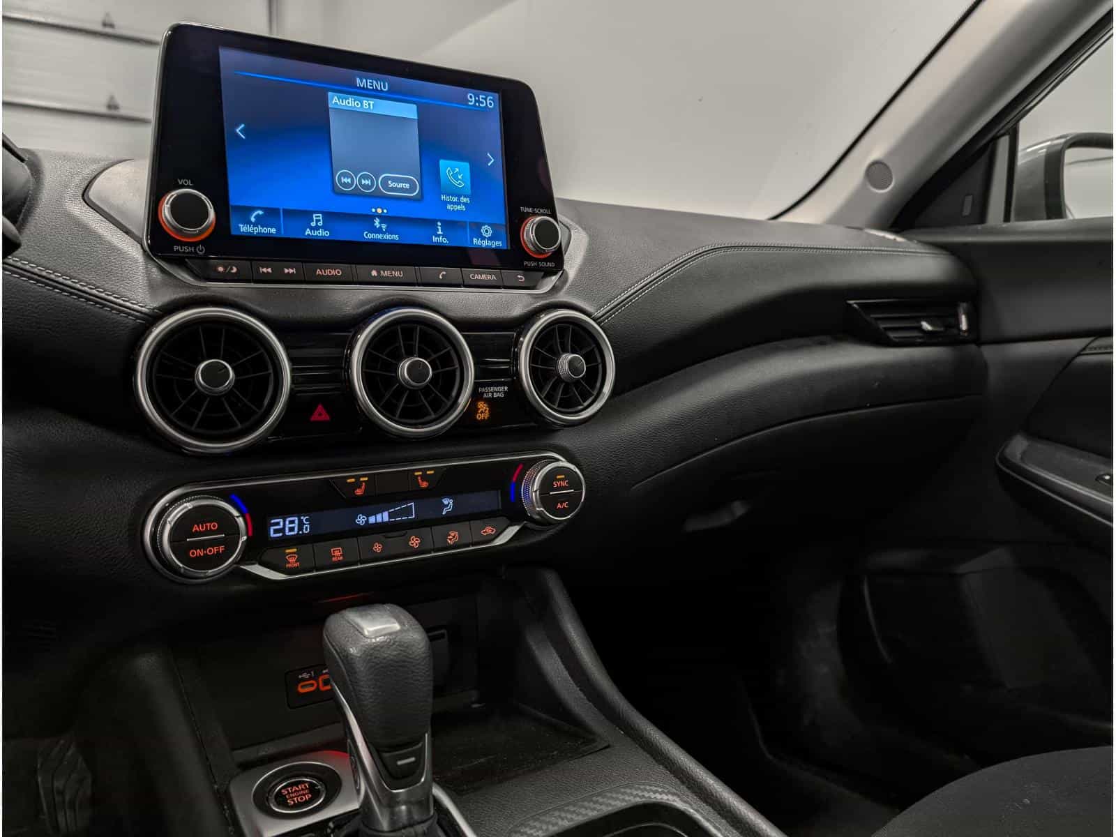 2023 Nissan Sentra SV - Image 8