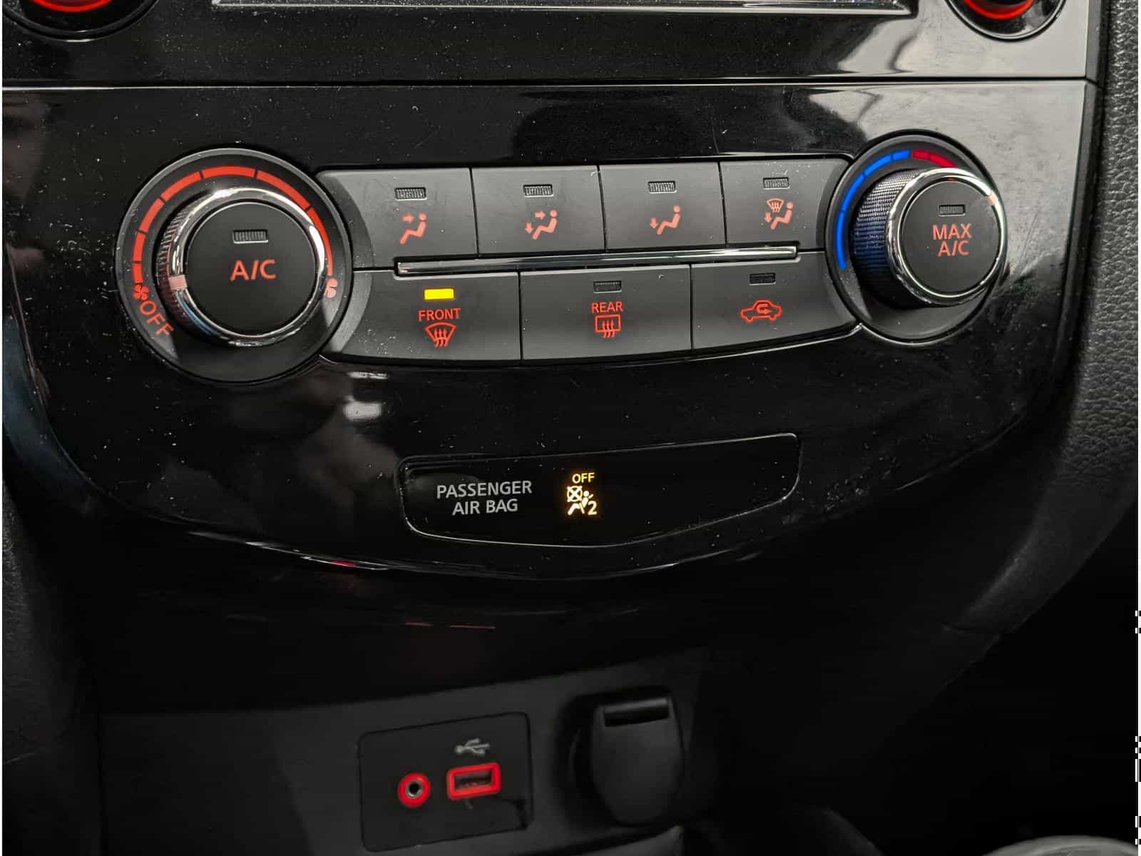 2020 Nissan Qashqai S - Image 11