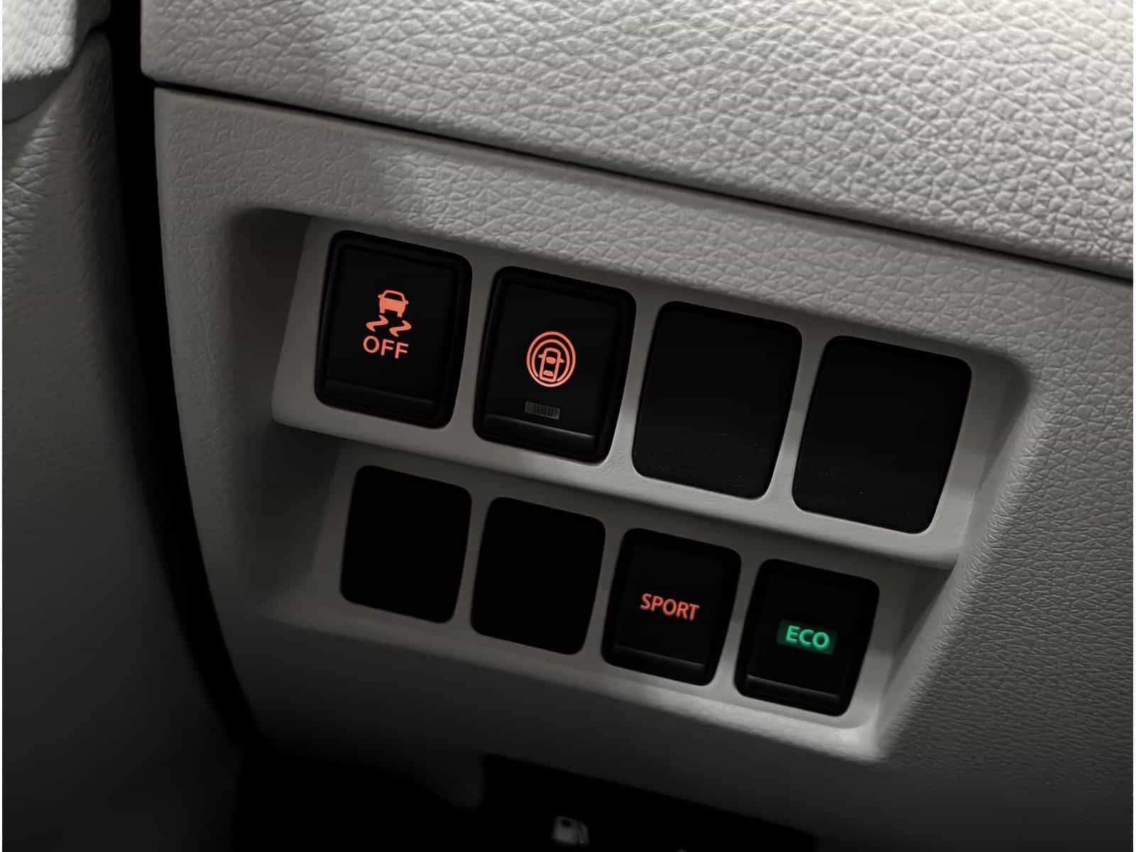 2023 Nissan Qashqai S - Image 16