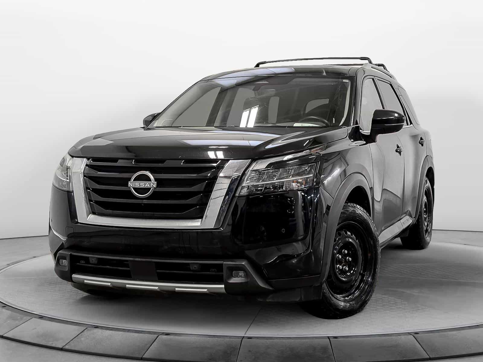 2023 Nissan Pathfinder SL - Image 1