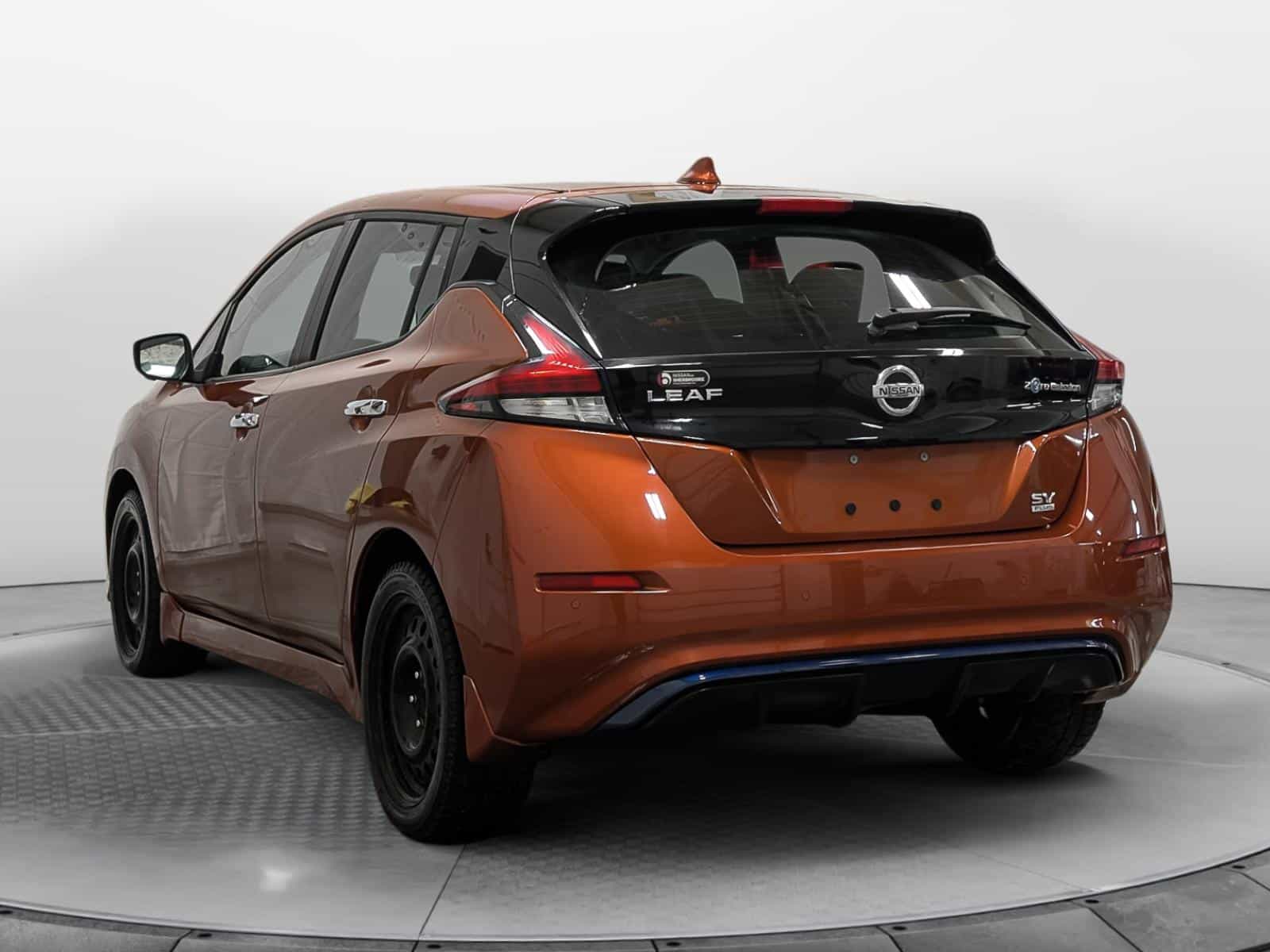 2022 Nissan Leaf Plus SV - Image 3