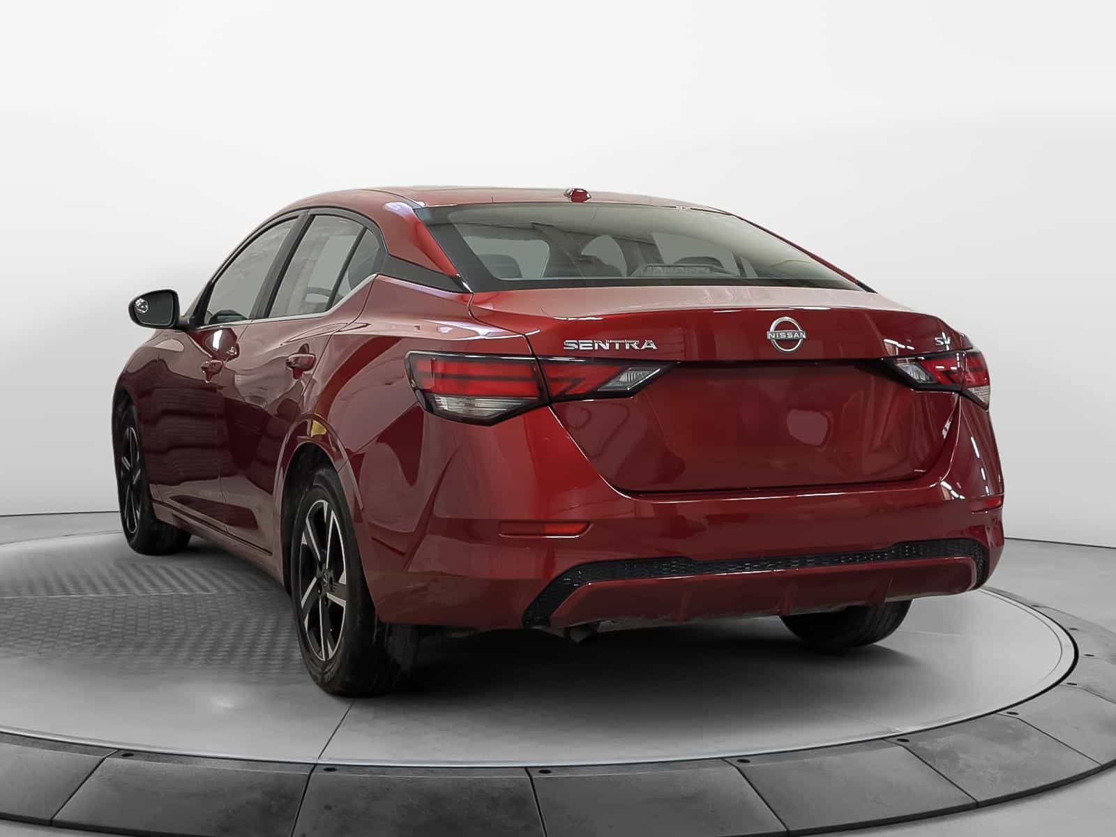 2024 Nissan Sentra SV - Image 3