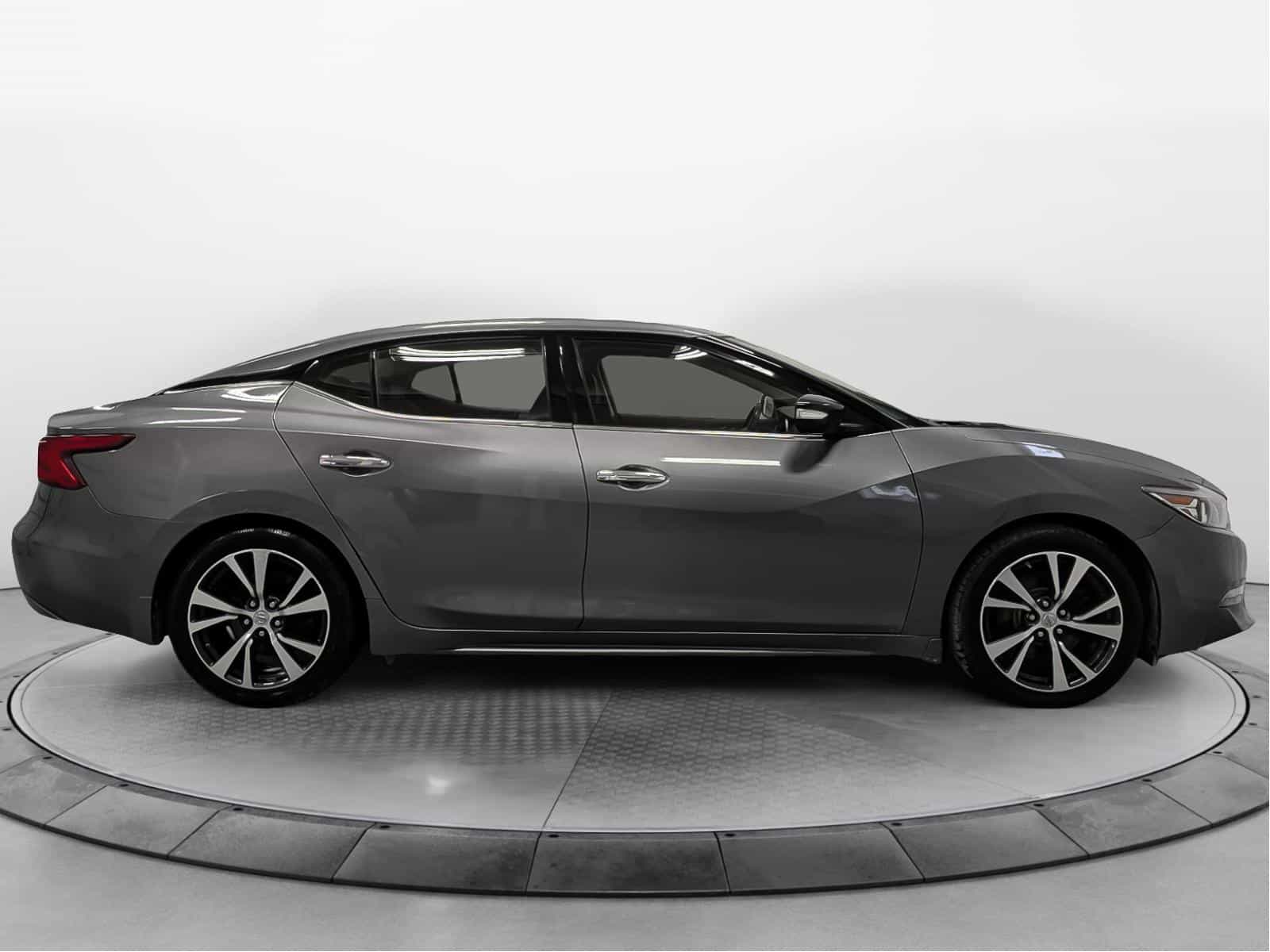 Image 5 Nissan Maxima SV 2017