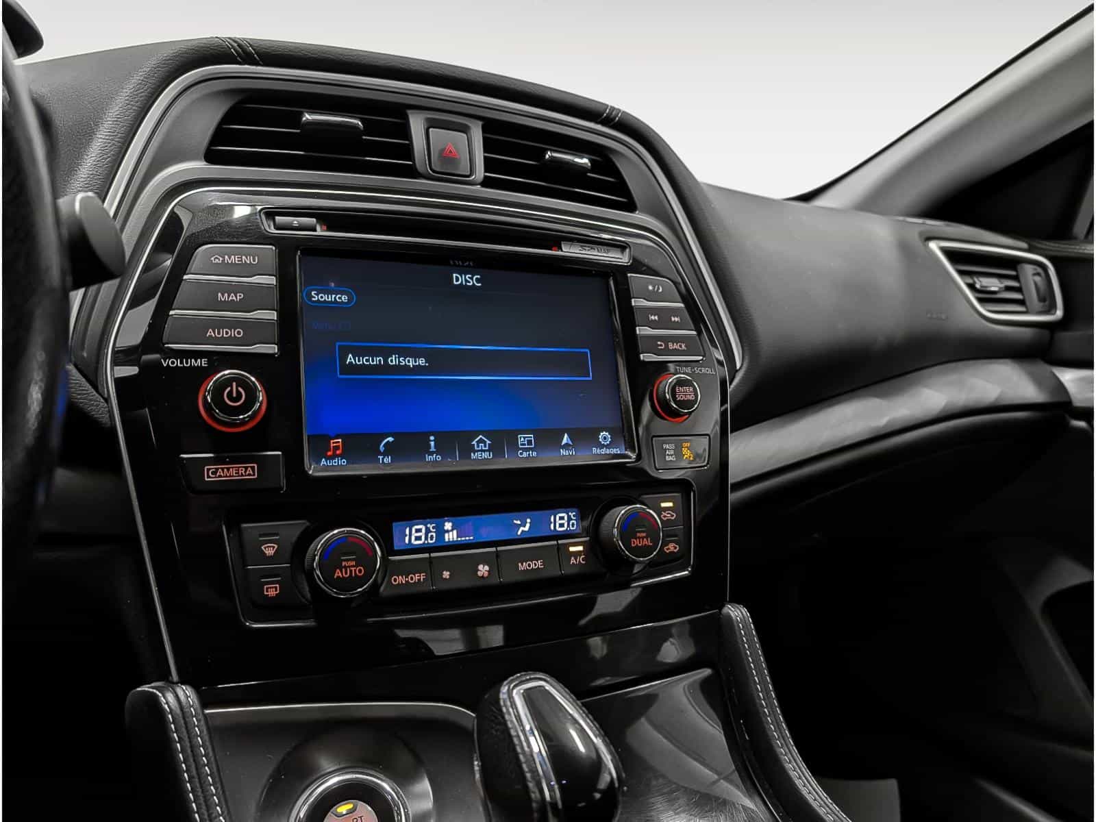 2017 Nissan Maxima SV - Image 9