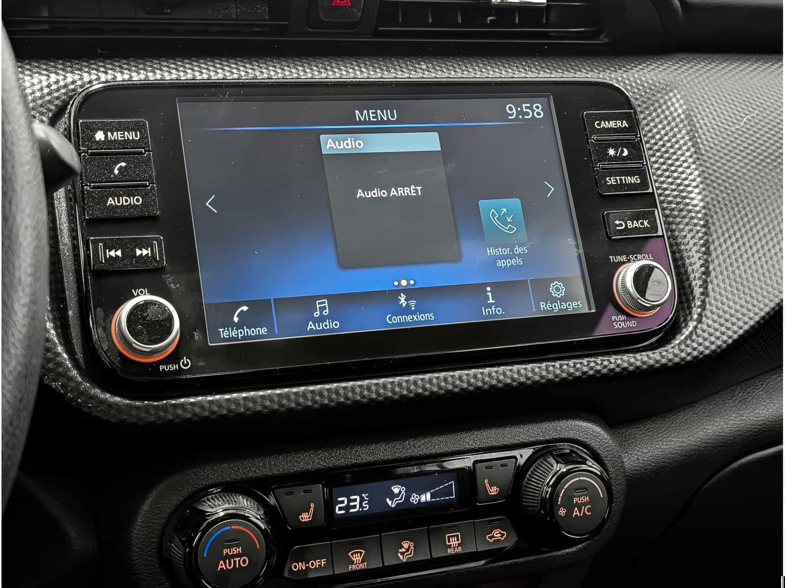 Image 9 Nissan Kicks SV 2023