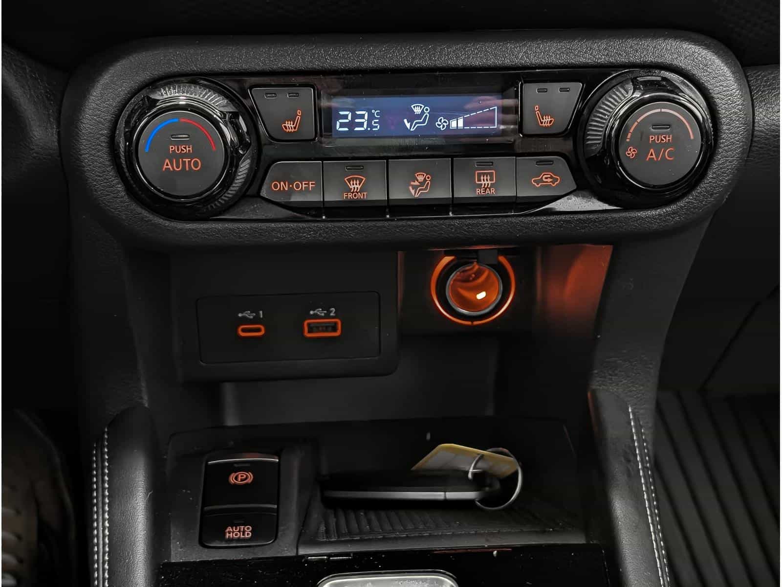 Image 11 Nissan Kicks SV 2023