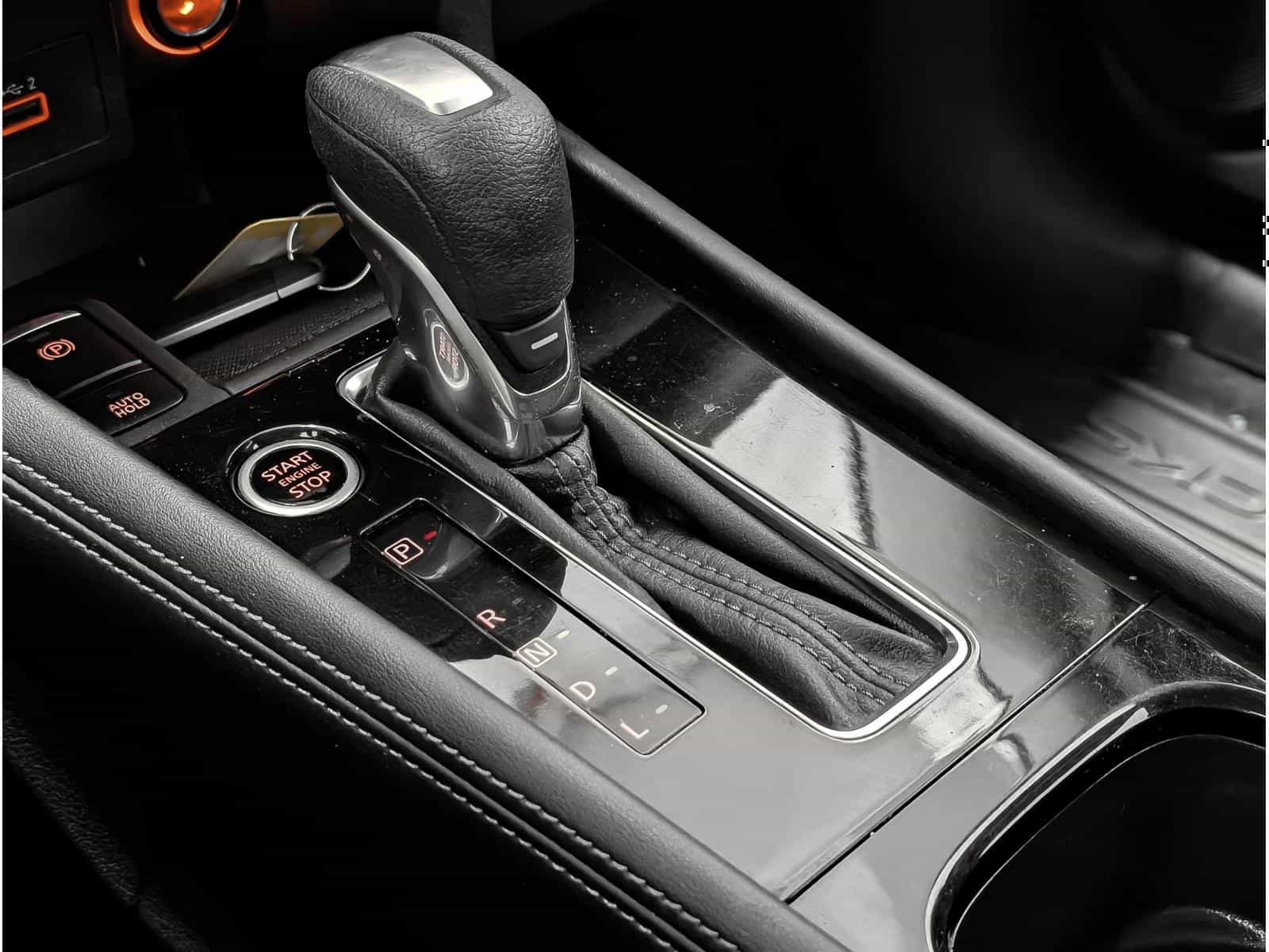 Image 12 Nissan Kicks SV 2023