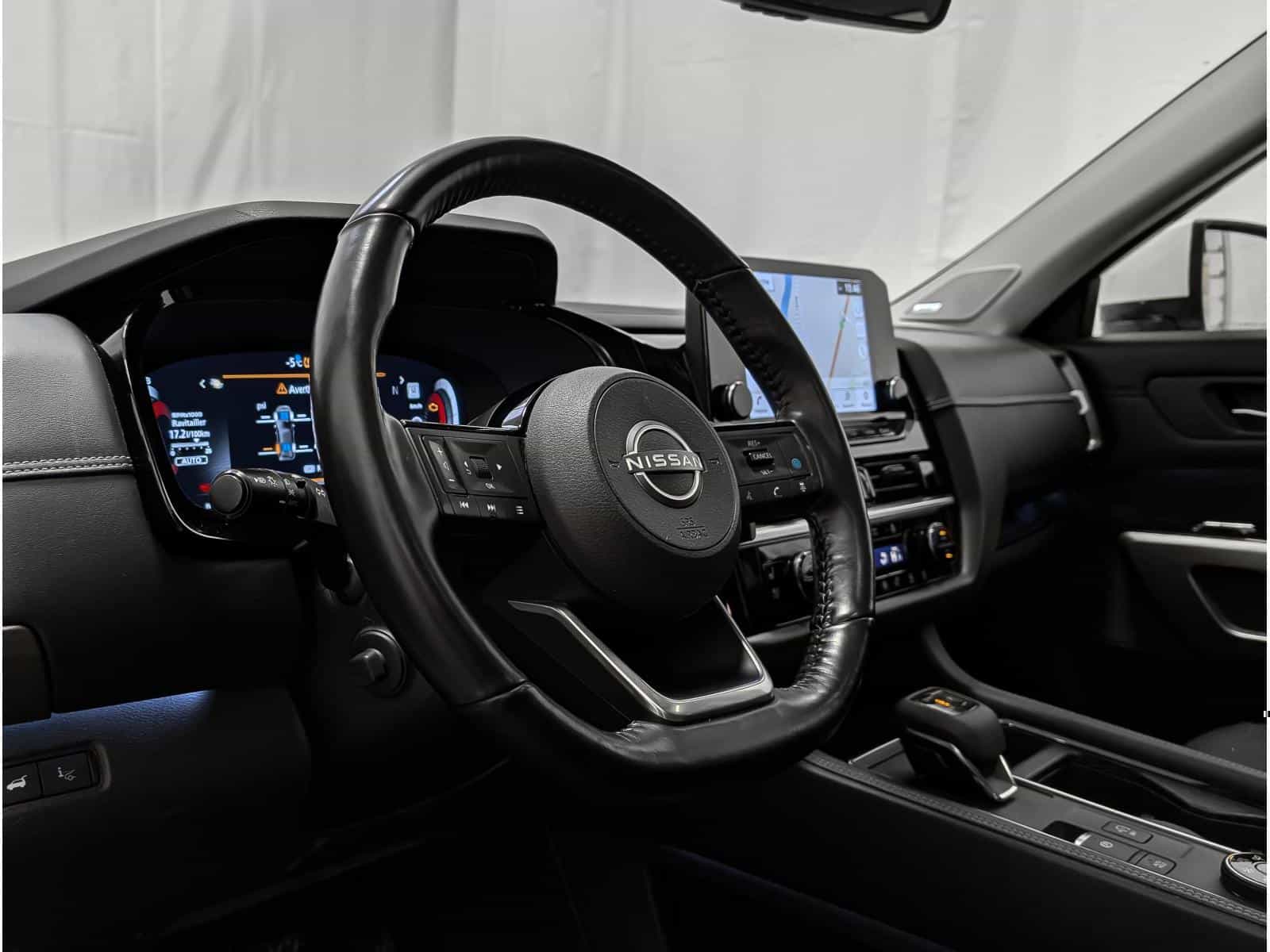 Image 6 Nissan Pathfinder Platinum 2023