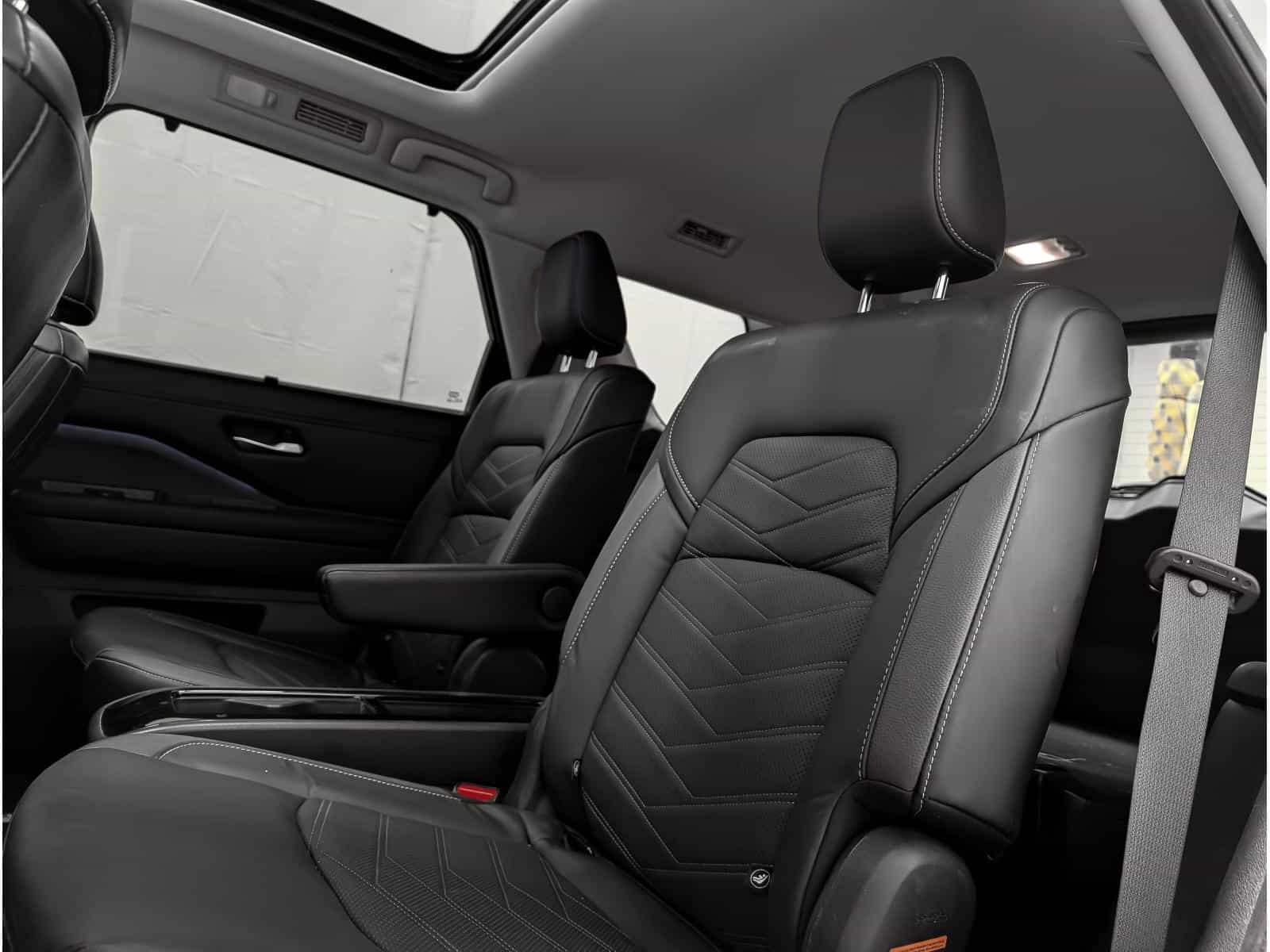 Image 8 Nissan Pathfinder Platinum 2023