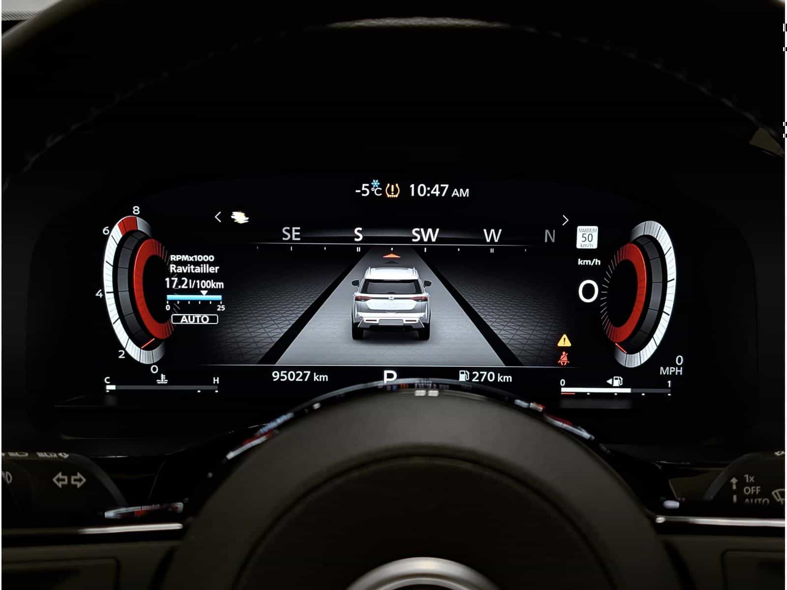 2023 Nissan Pathfinder Platinum - Image 15