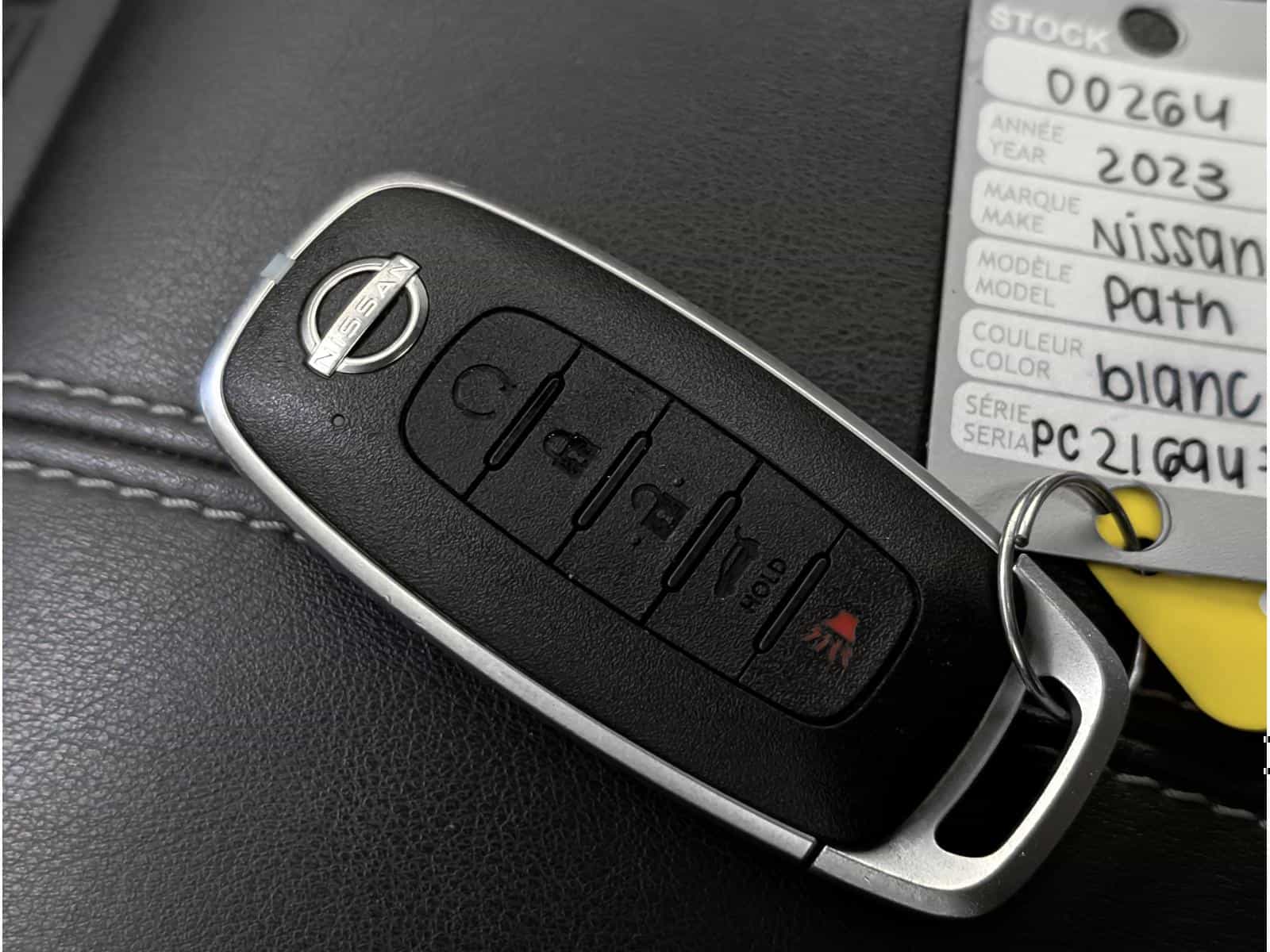 Image 16 Nissan Pathfinder Platinum 2023