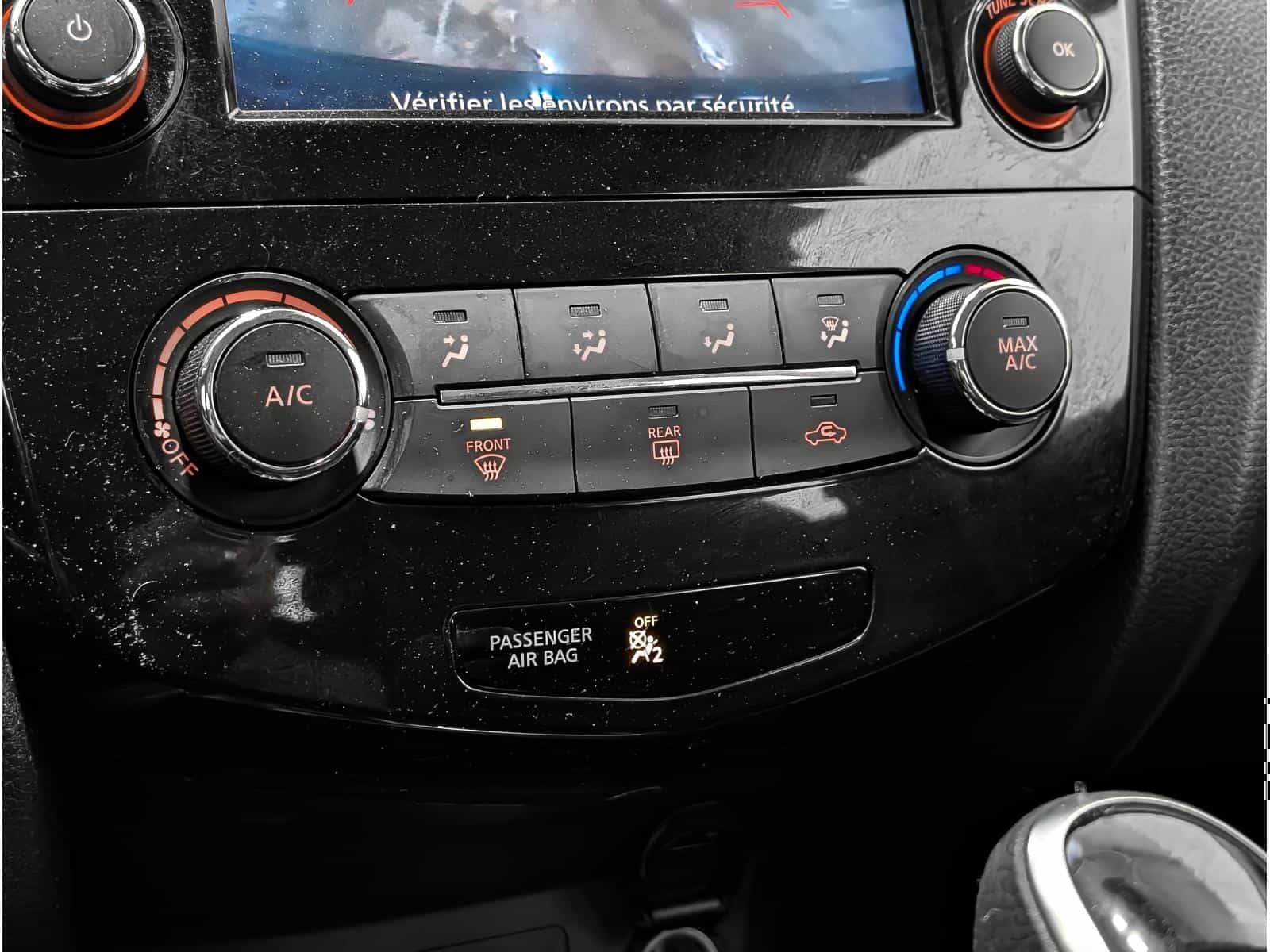 Image 12 Nissan Qashqai S 2020