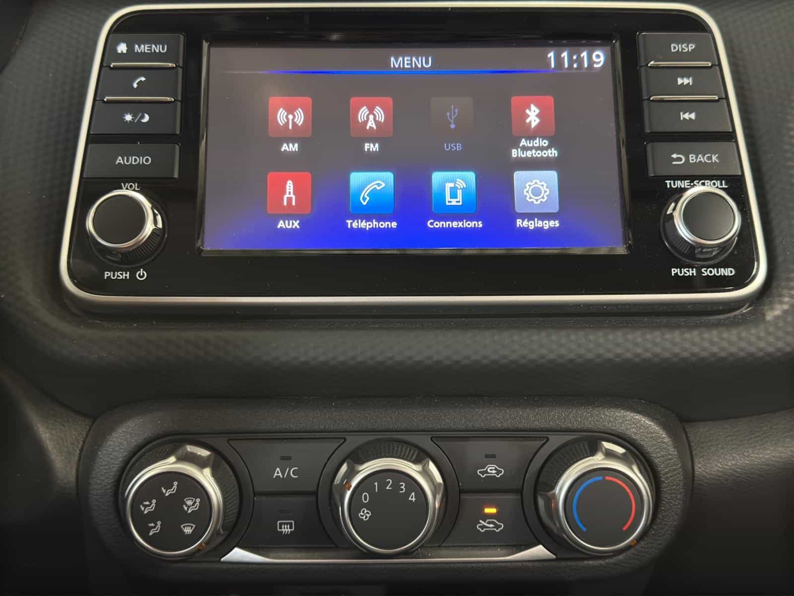 Image 13 Nissan Kicks S 2021