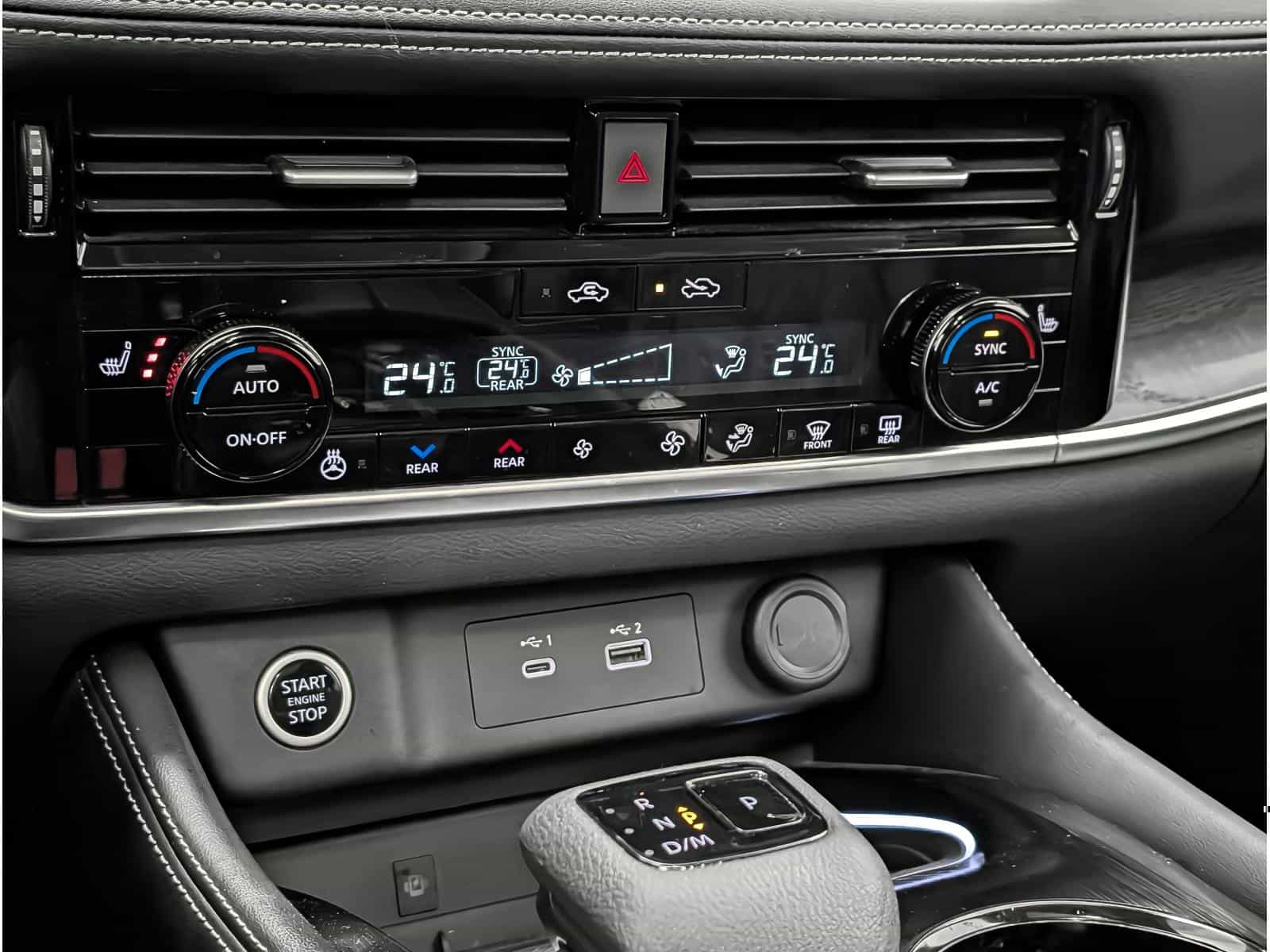 2023 Nissan Rogue Platinum - Image 12