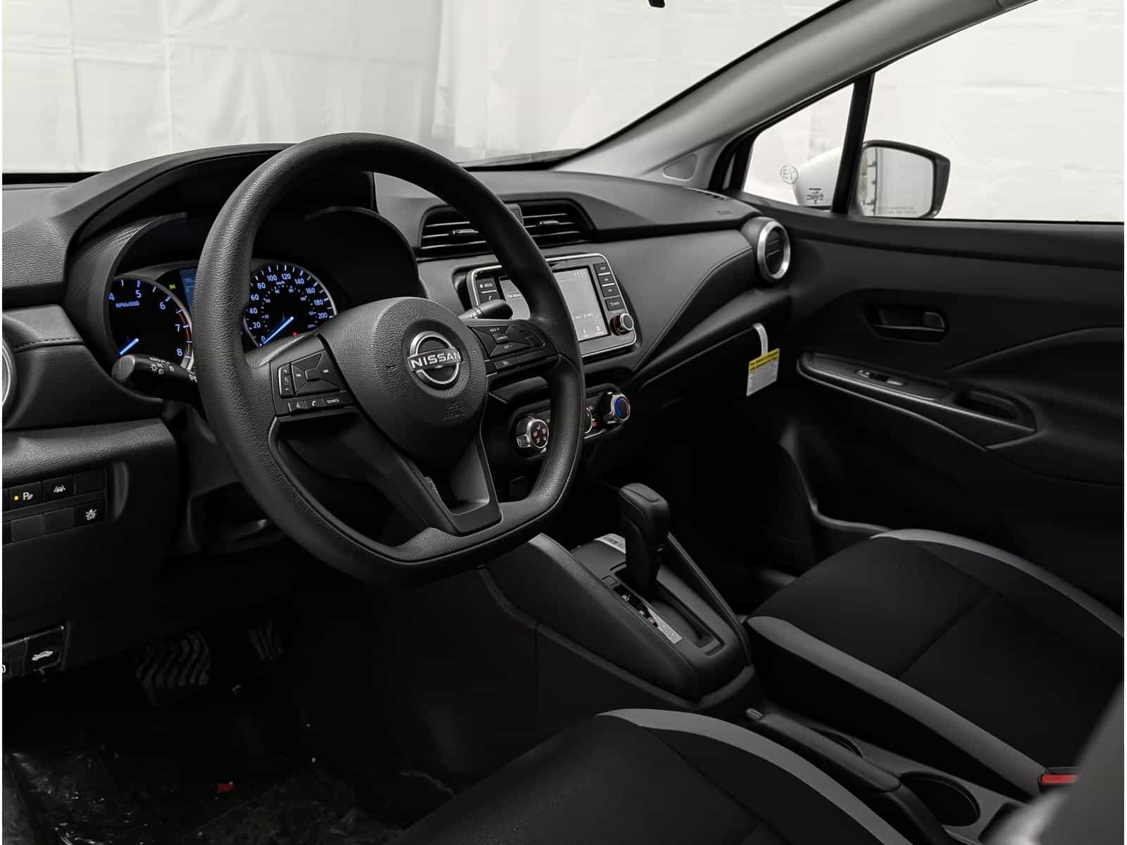 2025 Nissan Versa S - Image 6