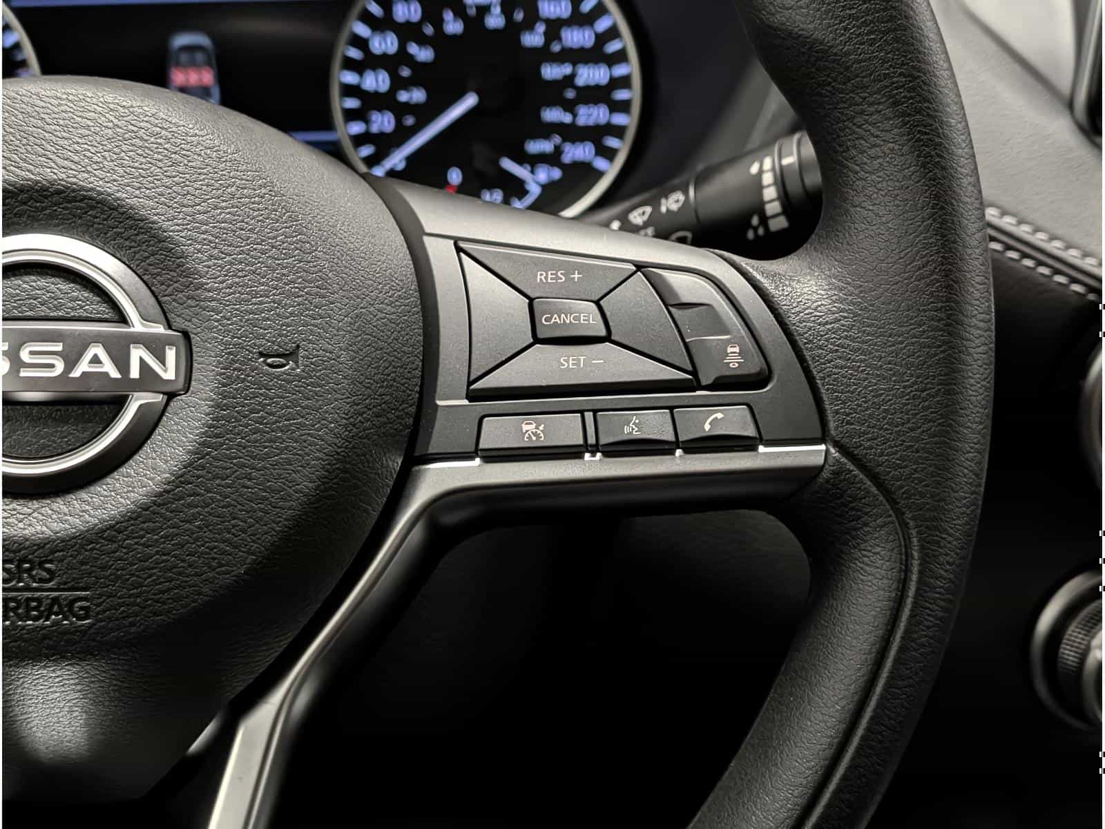 2025 Nissan Sentra SV - Image 13