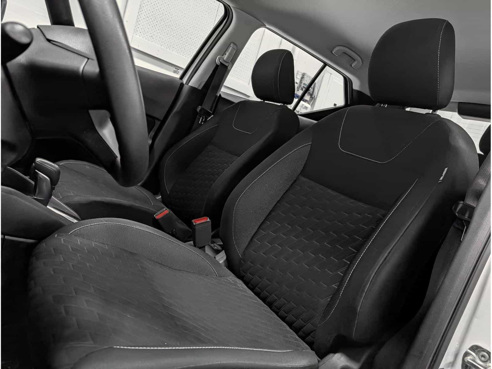 2021 Nissan Kicks S - Image 7