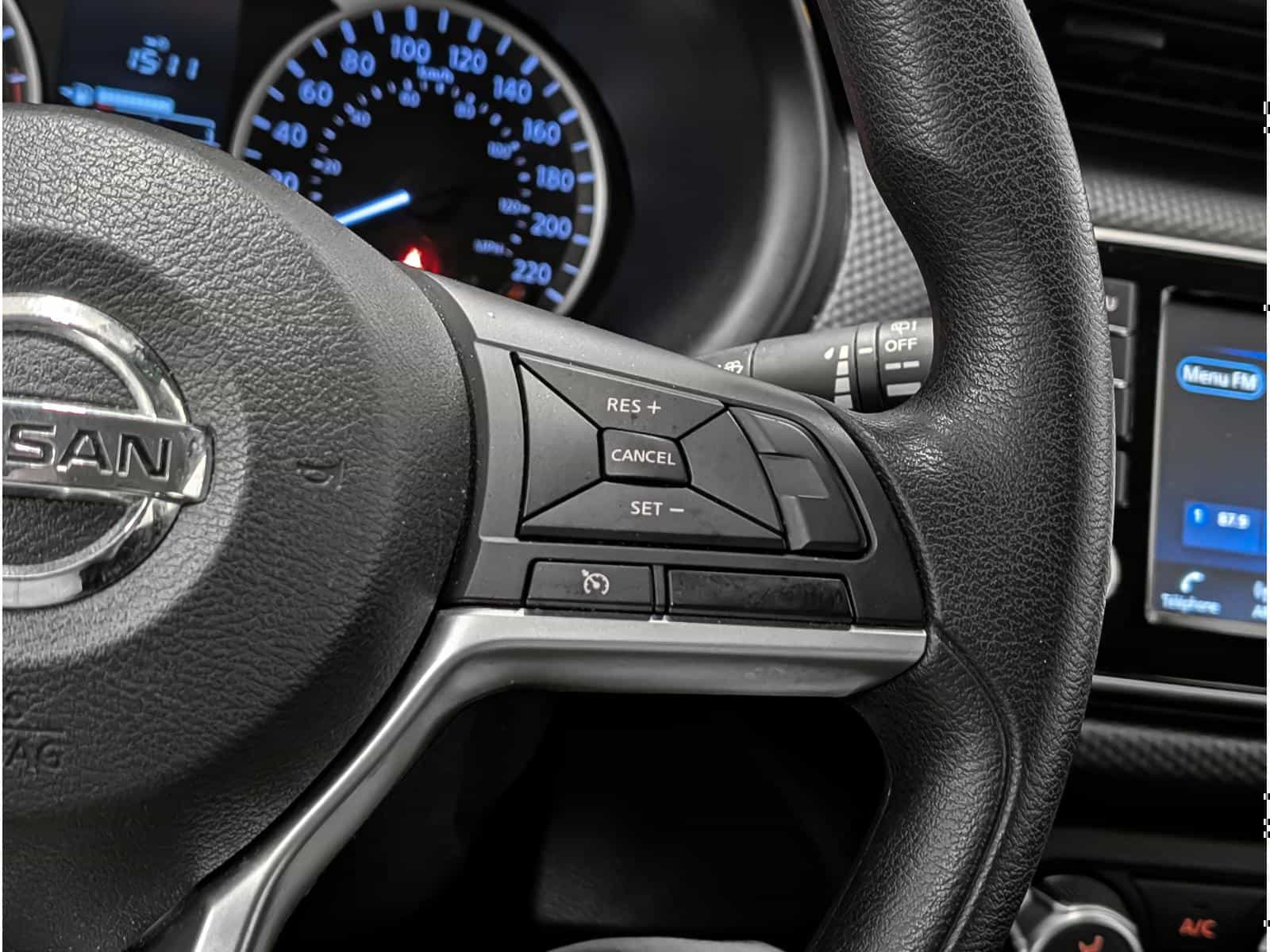 Image 13 Nissan Kicks S 2021