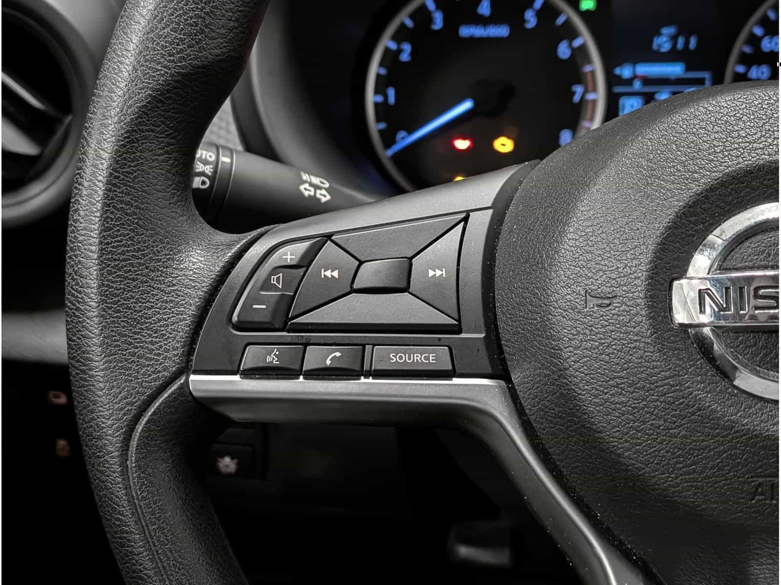 Image 14 Nissan Kicks S 2021