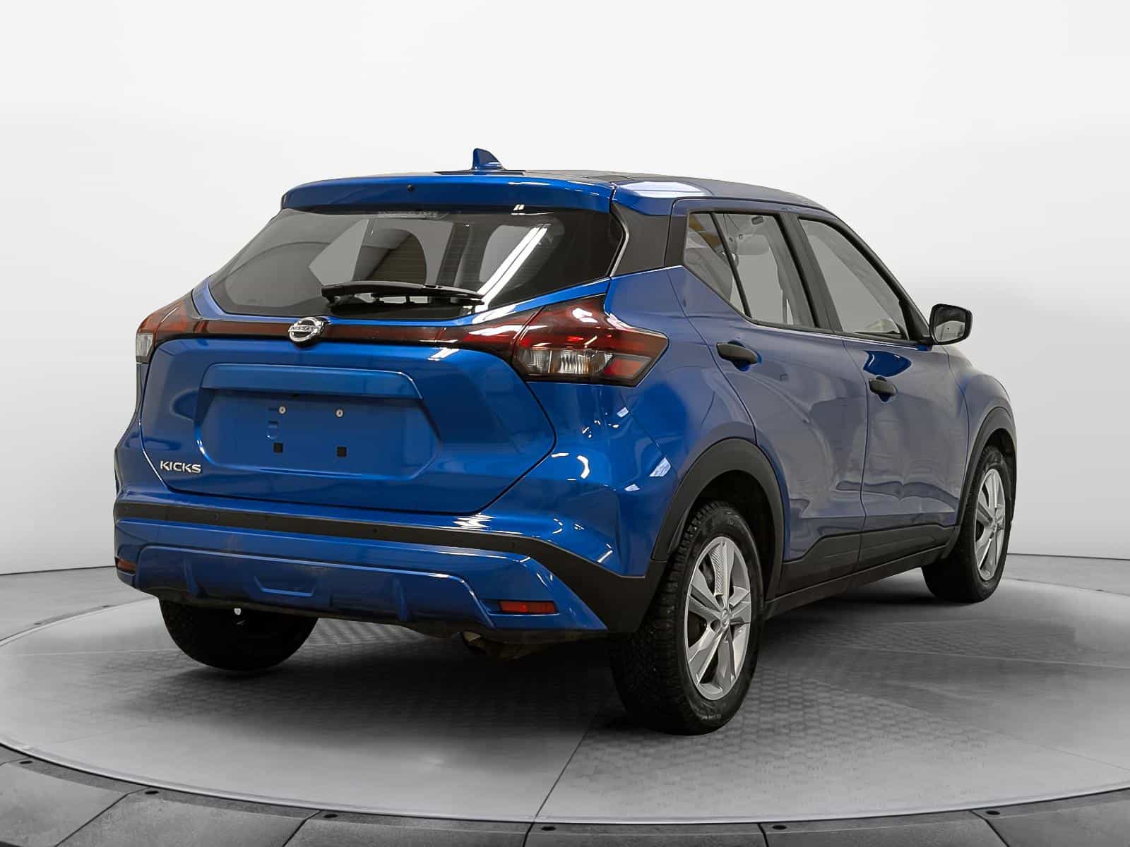 Image 4 Nissan Kicks S 2021