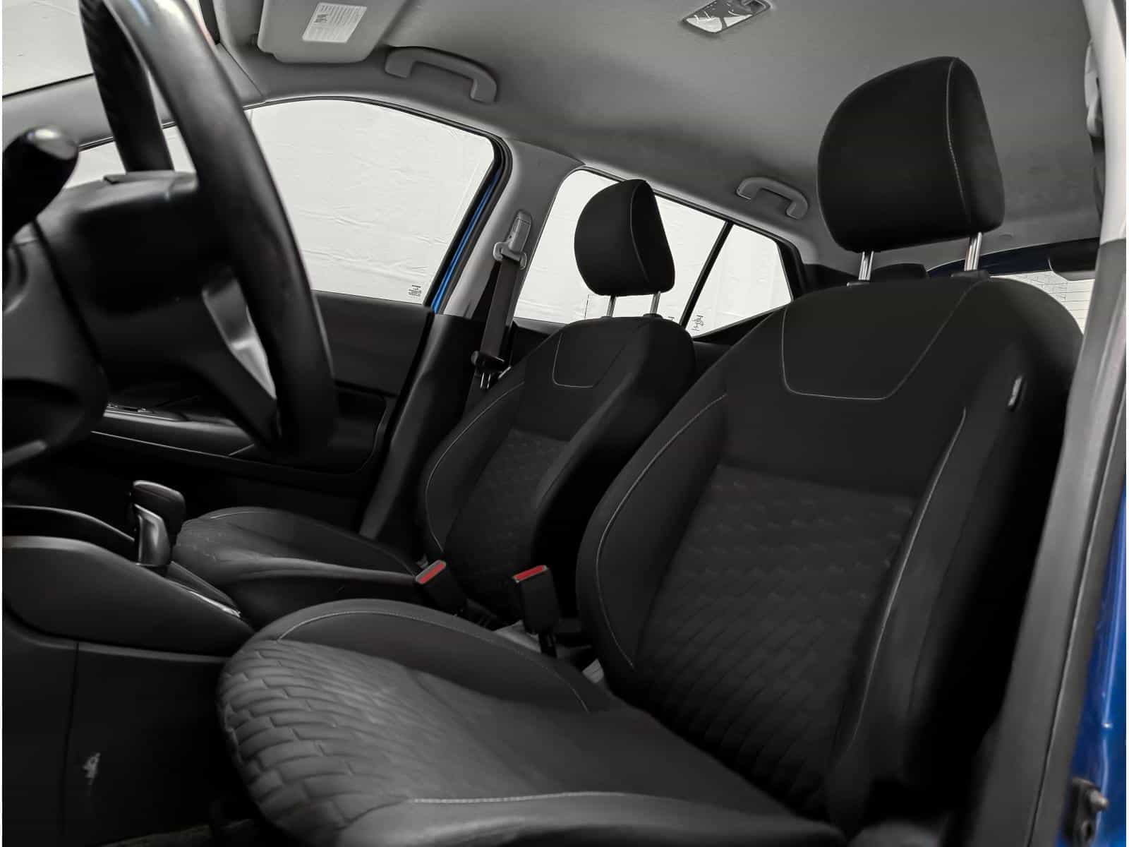 2021 Nissan Kicks S - Image 7