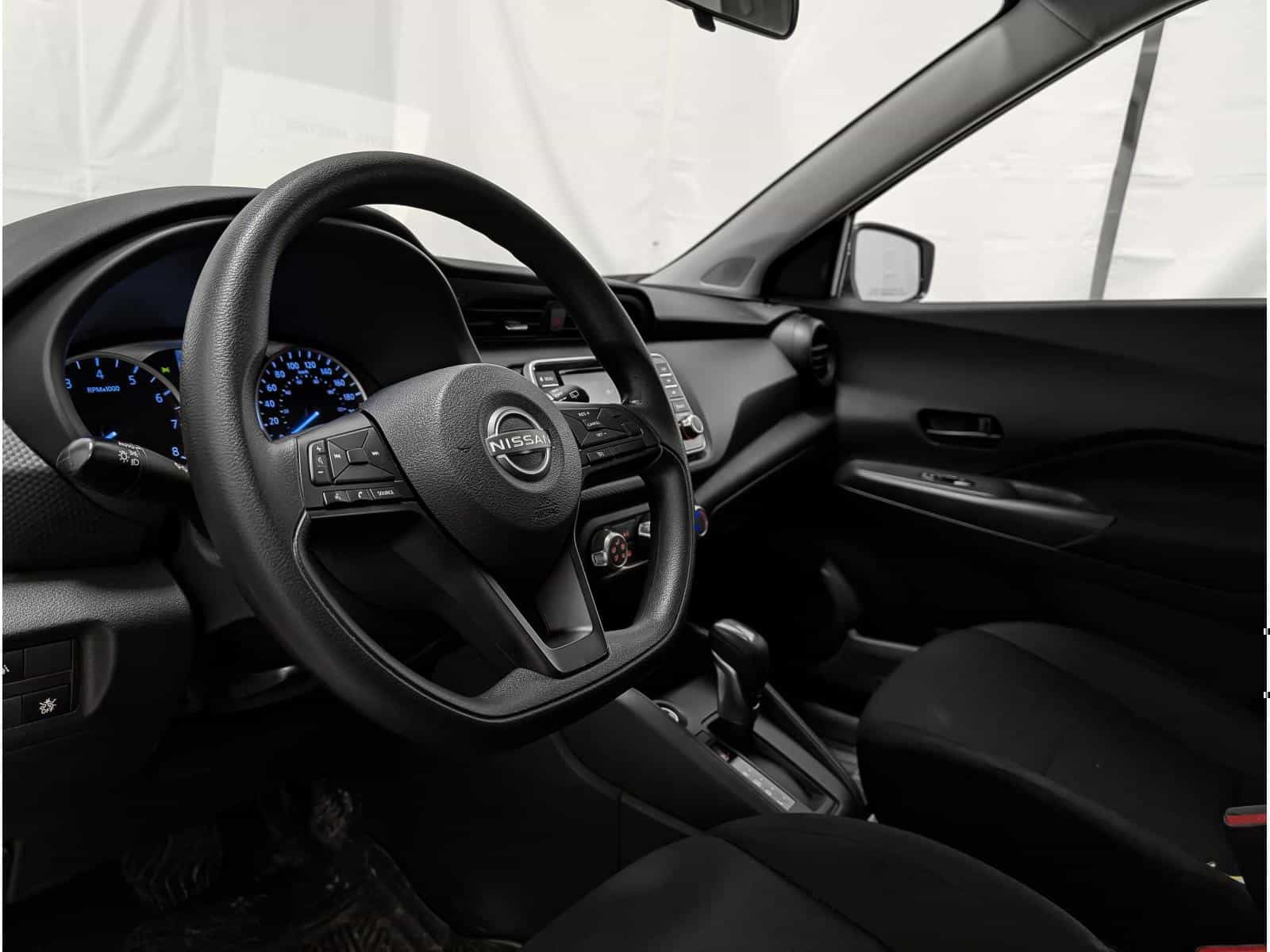 2024 Nissan Kicks S - Image 6