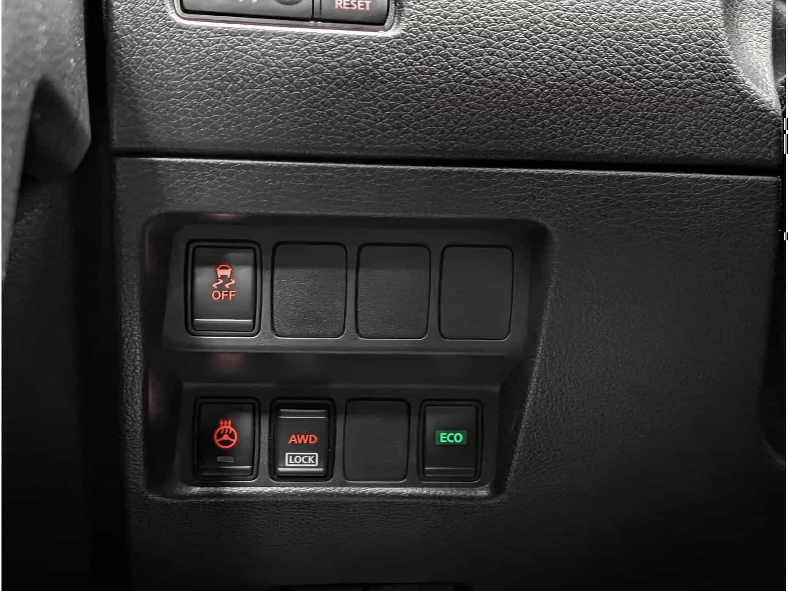 Image 16 Nissan Qashqai SV 2018