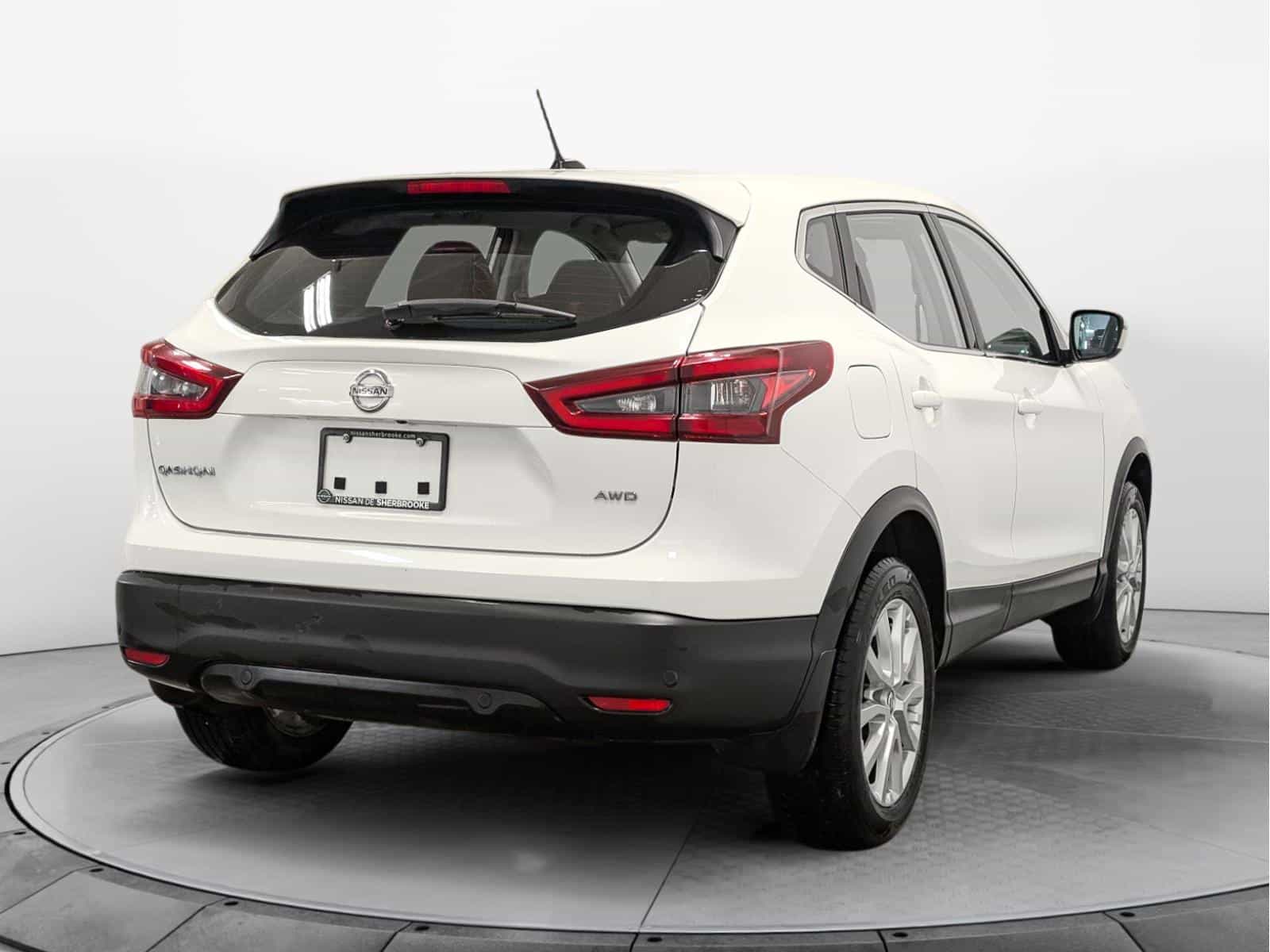 Image 4 Nissan Qashqai S 2023