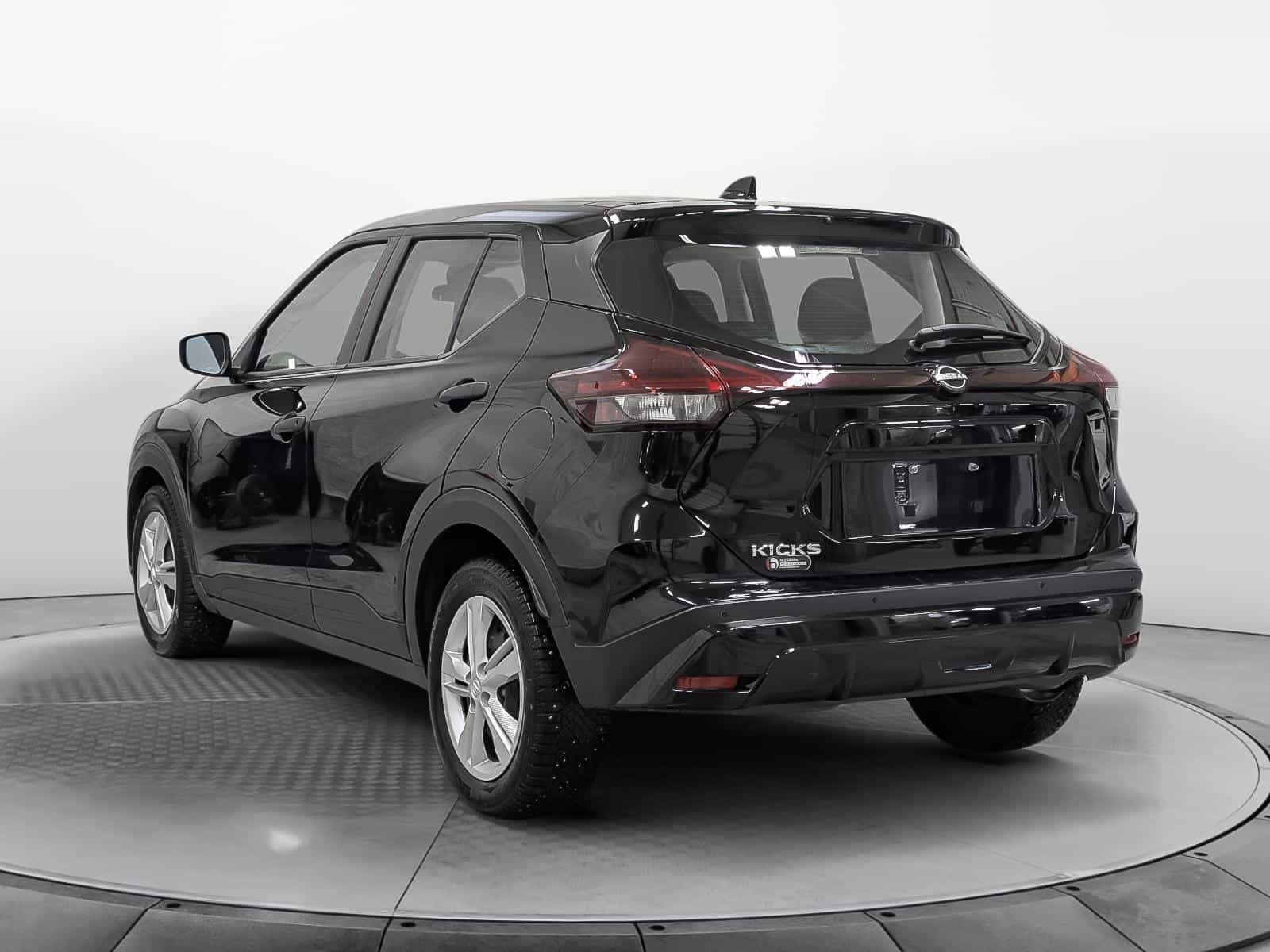 2023 Nissan Kicks S - Image 5