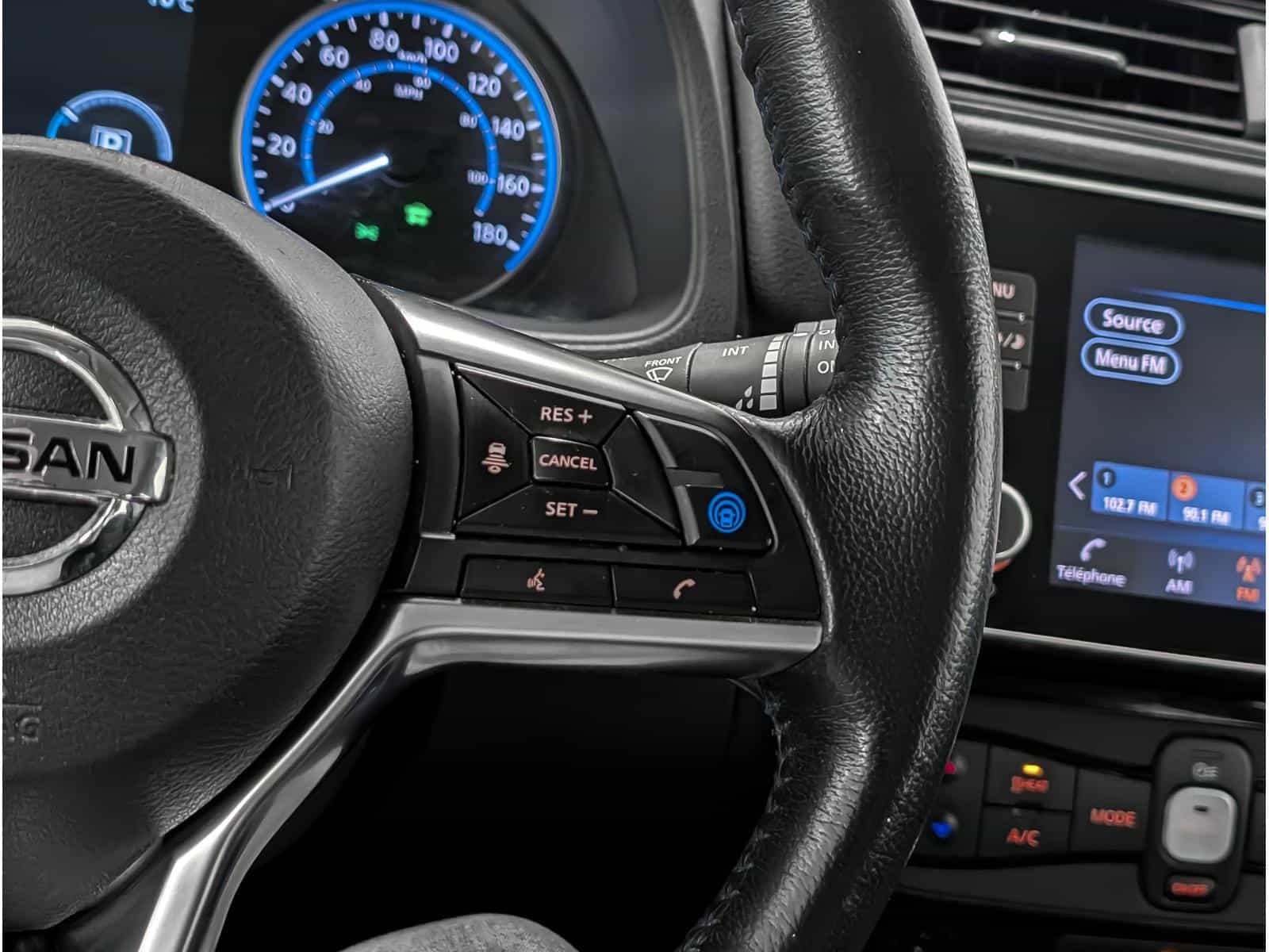 Image 12 Nissan Leaf SV 2020