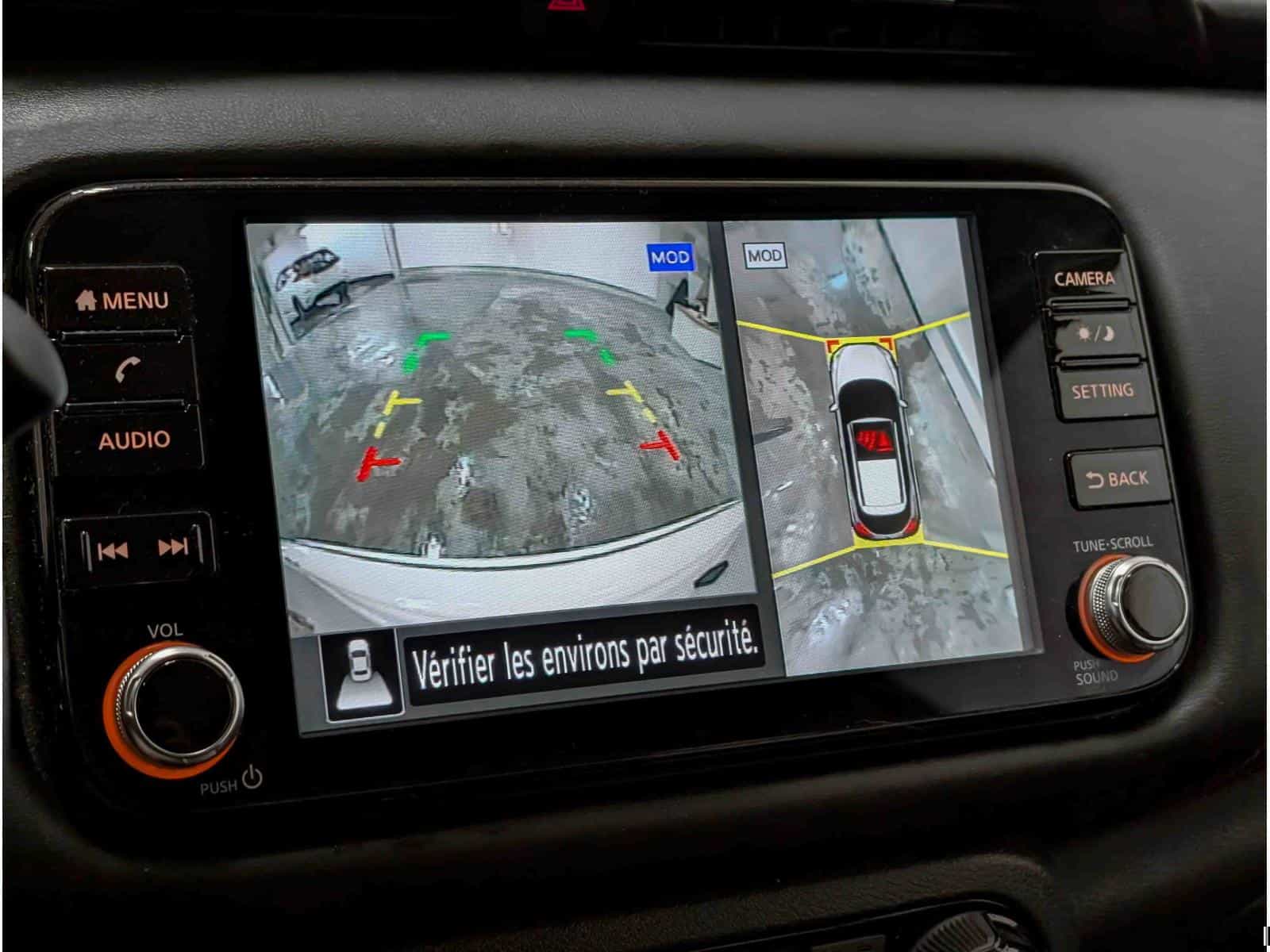 2021 Nissan Kicks SR - Image 11