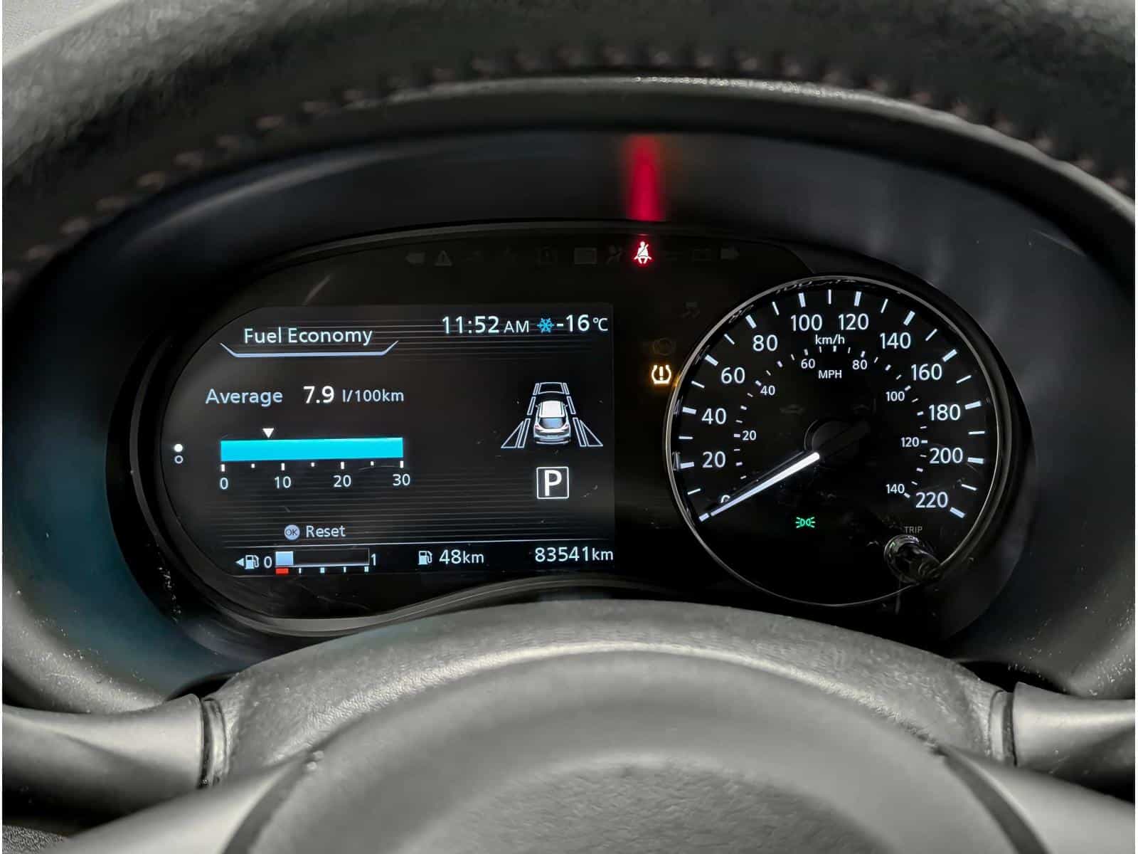 2021 Nissan Kicks SR - Image 17