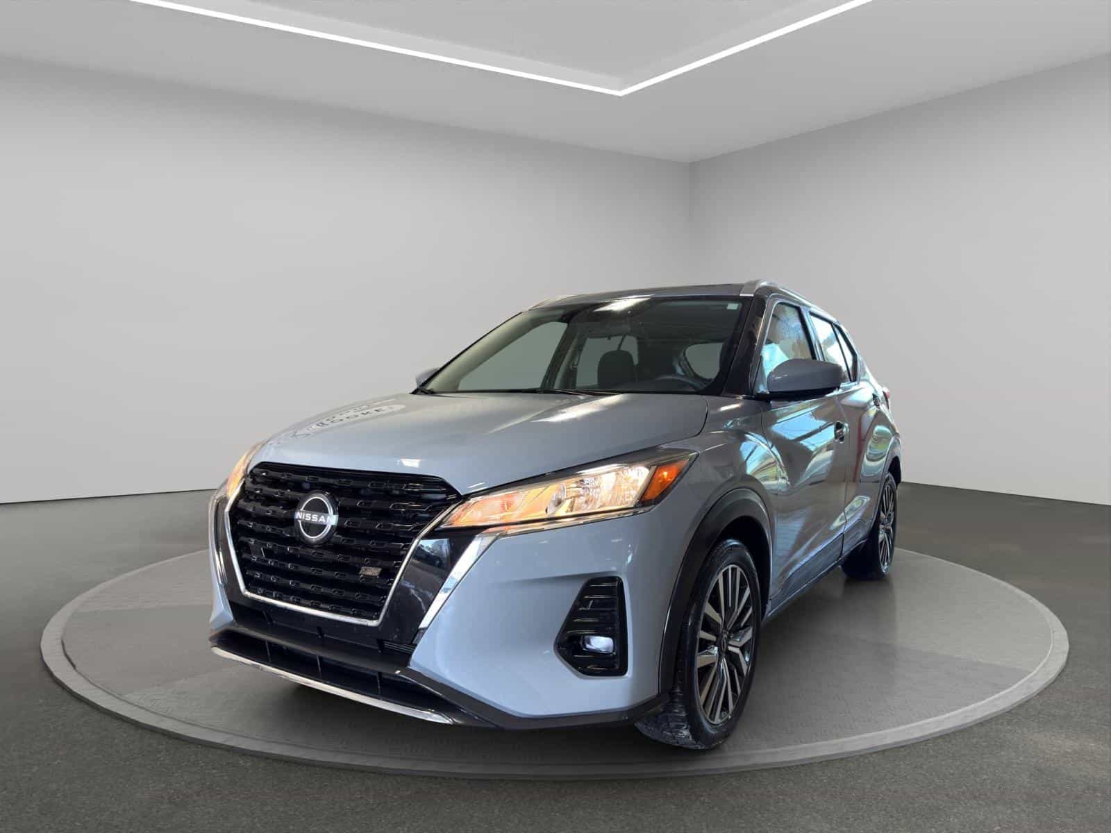 2022 Nissan Kicks SV - Image 1