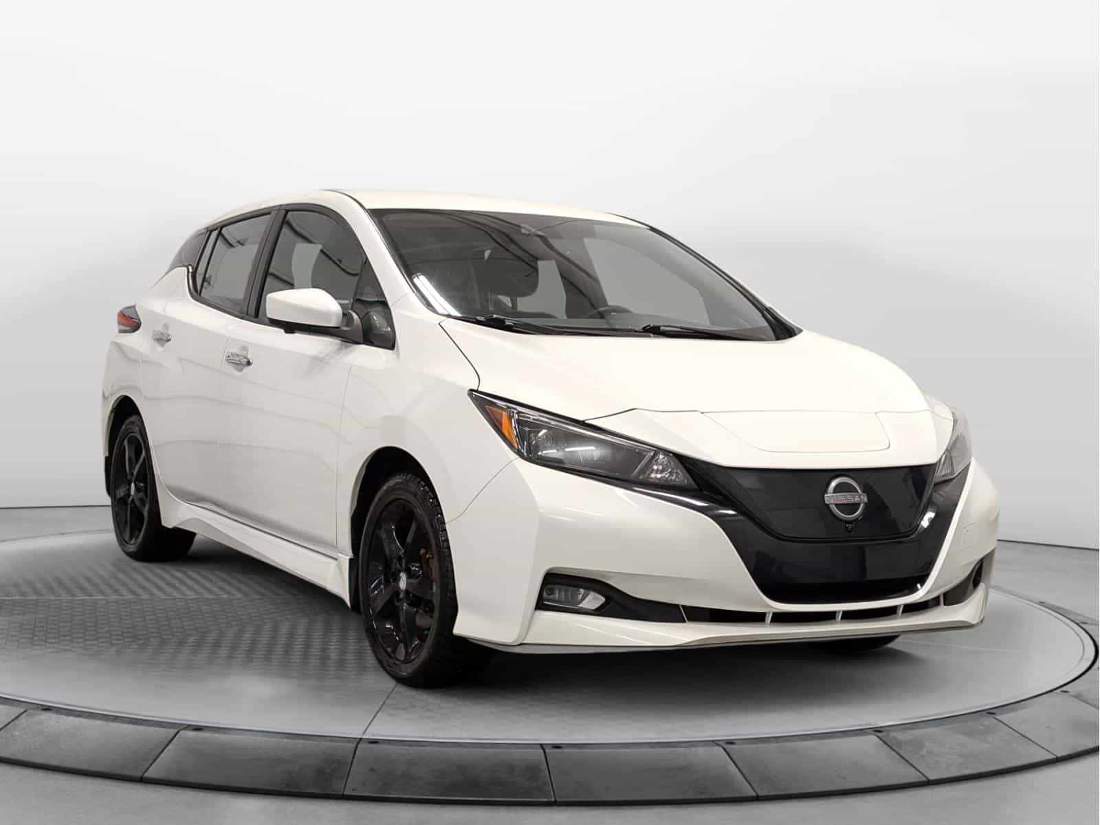 Image 2 Nissan Leaf SV Plus 2023