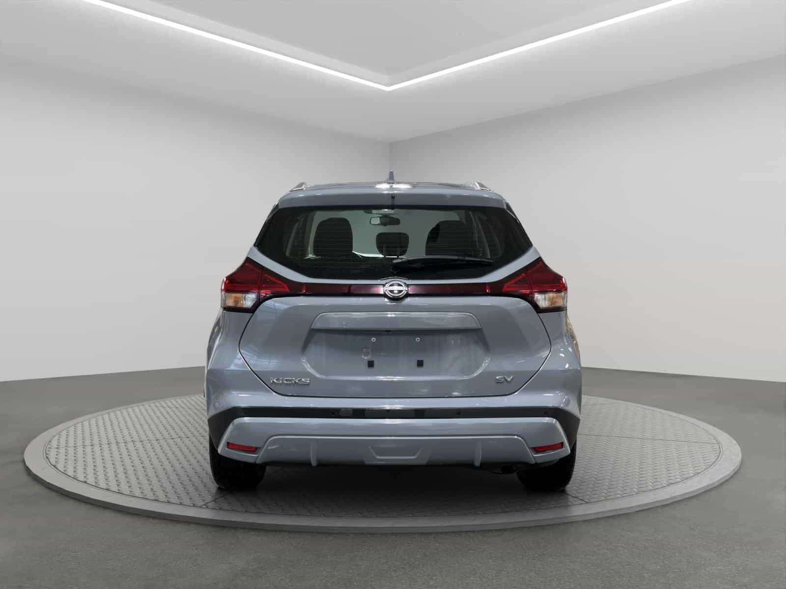 Image 4 Nissan Kicks SV 2024