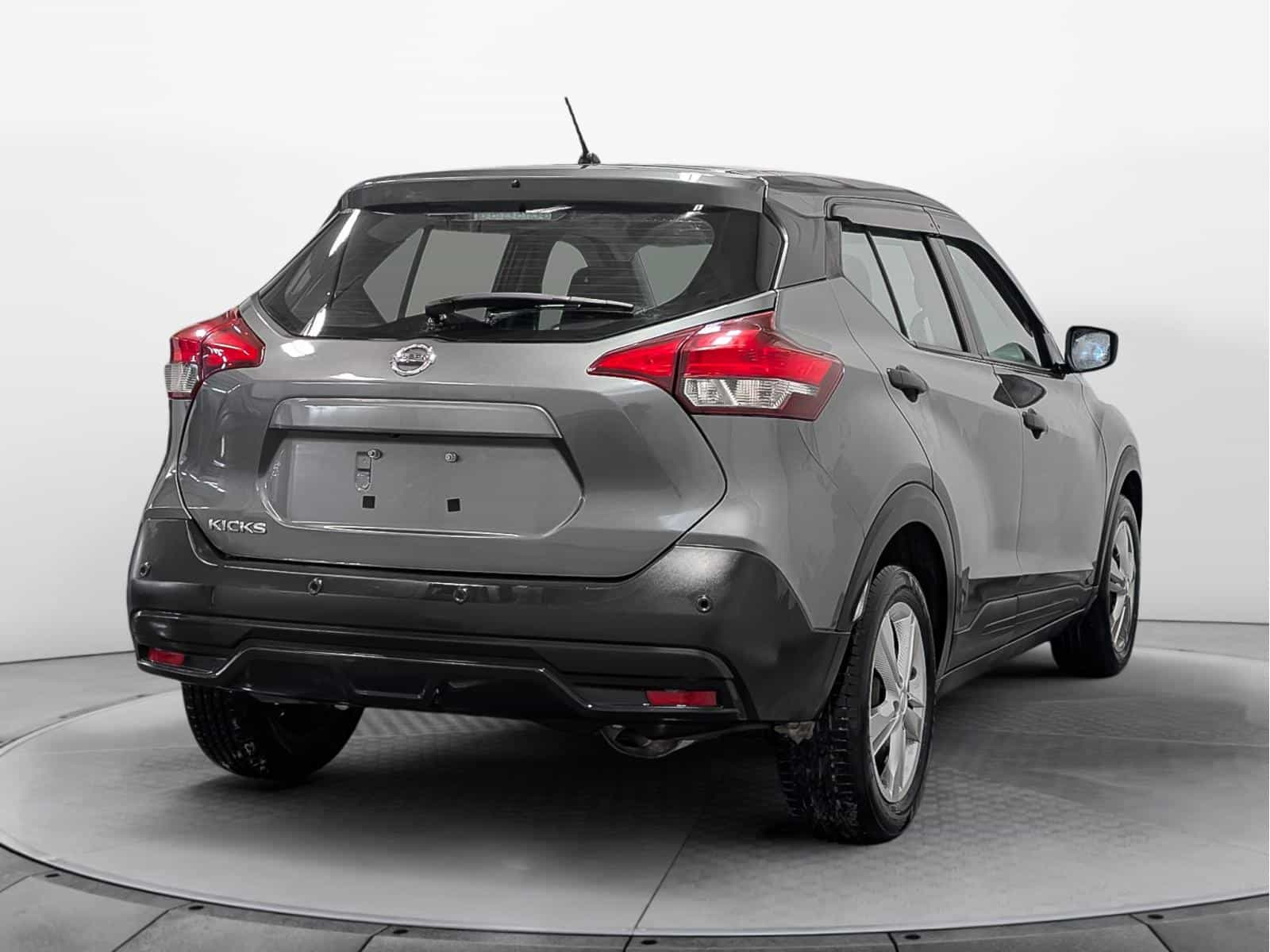 Image 5 Nissan Kicks S 2020