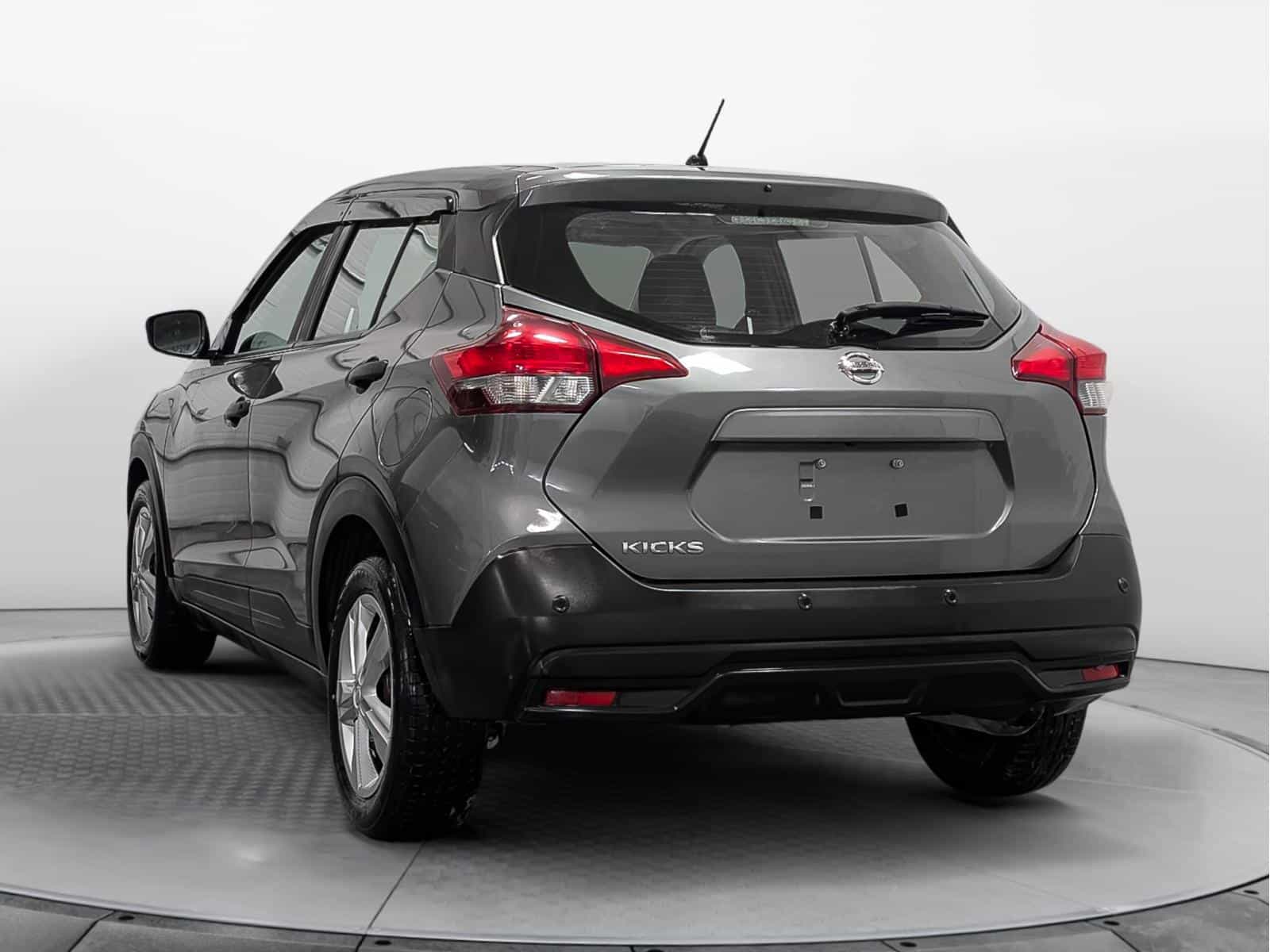 Image 4 Nissan Kicks S 2020