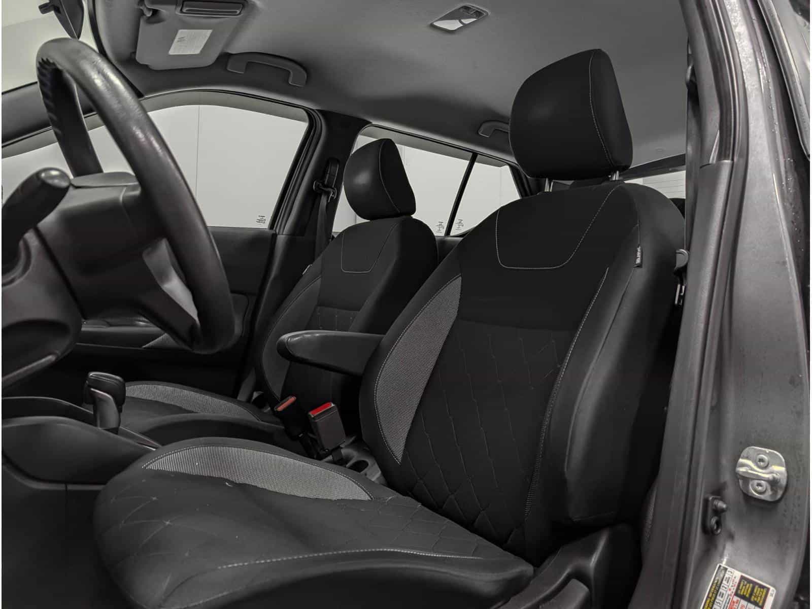 Image 7 Nissan Kicks S 2020