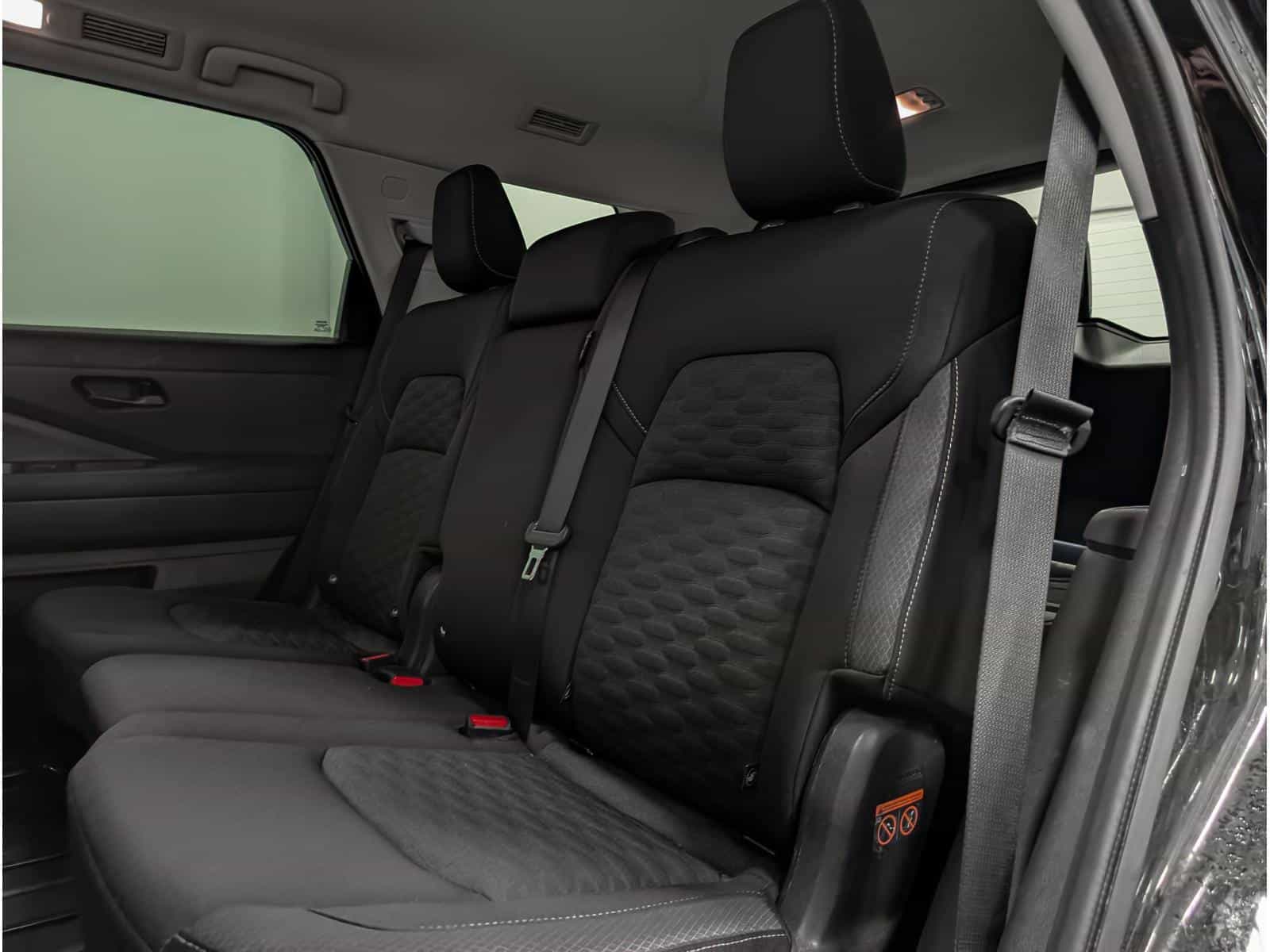 Image 8 Nissan Pathfinder S 2023