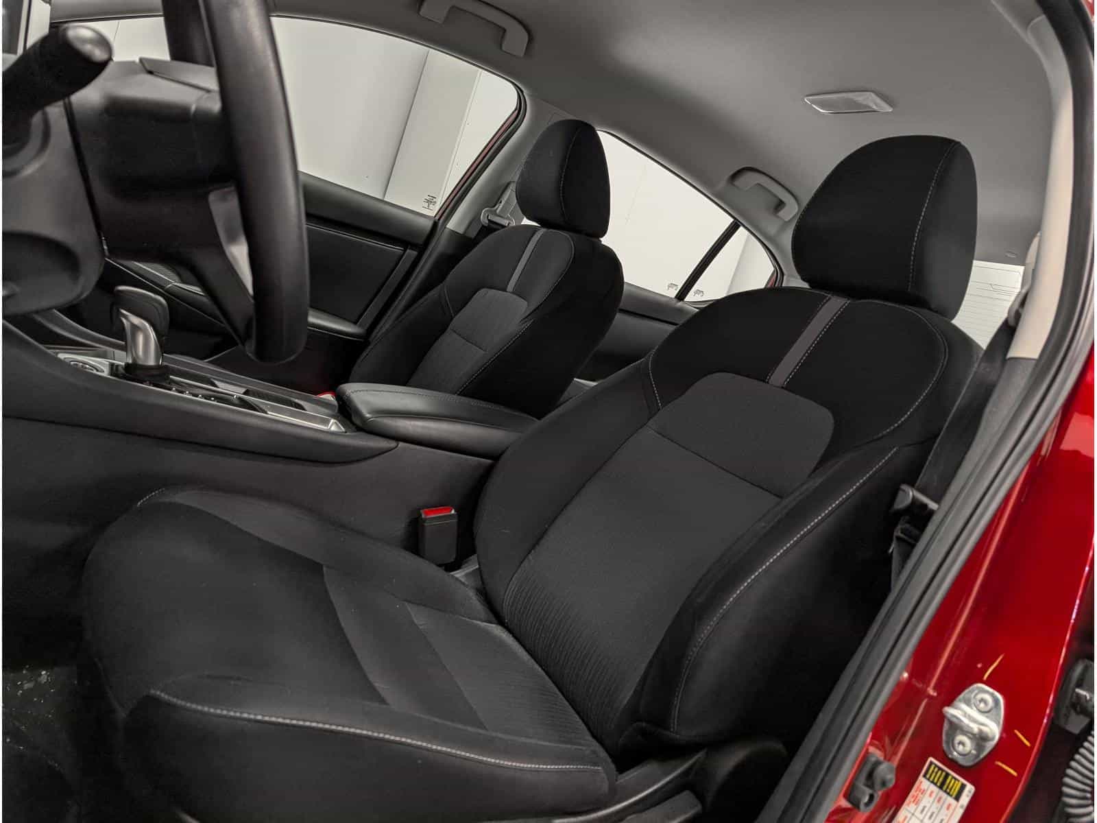 2023 Nissan Sentra SV - Image 7