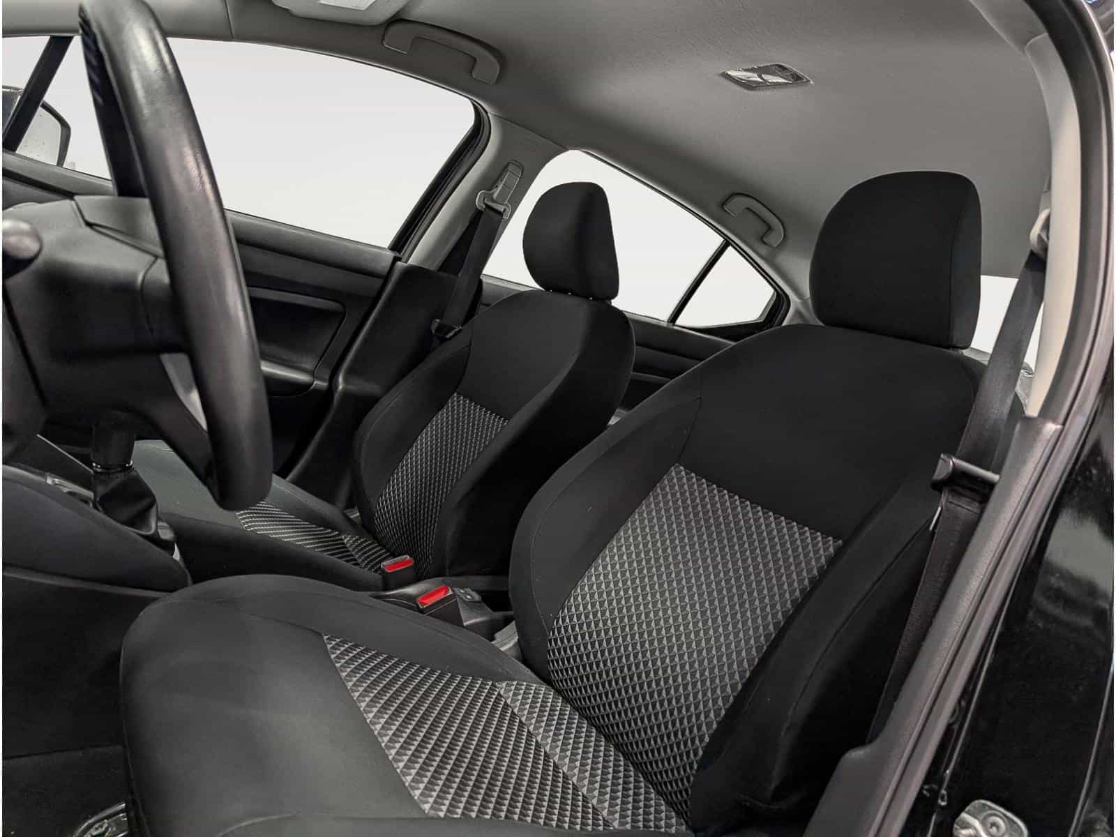 Image 7 Nissan Versa S 2021