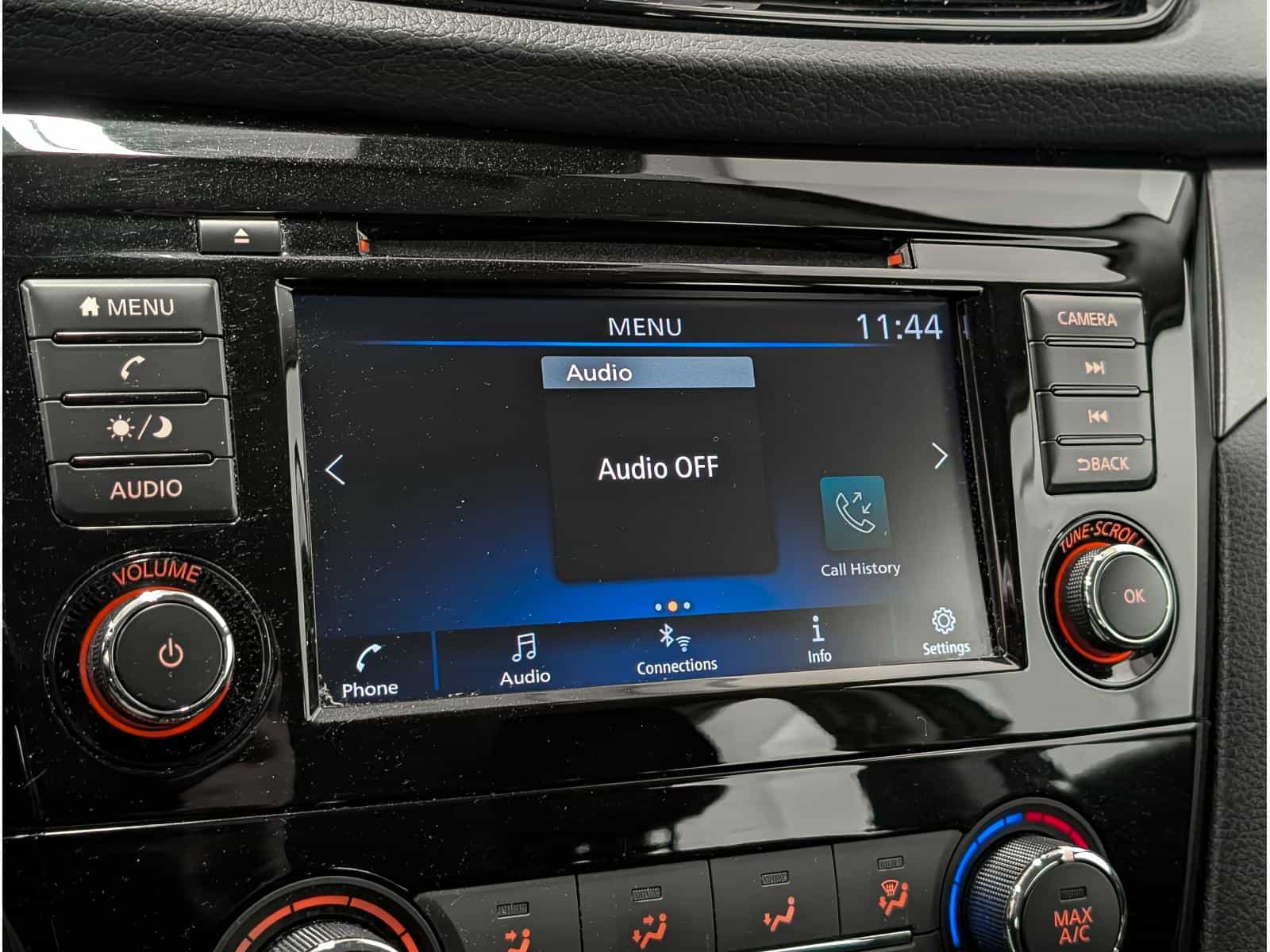 Image 10 Nissan Qashqai S 2023